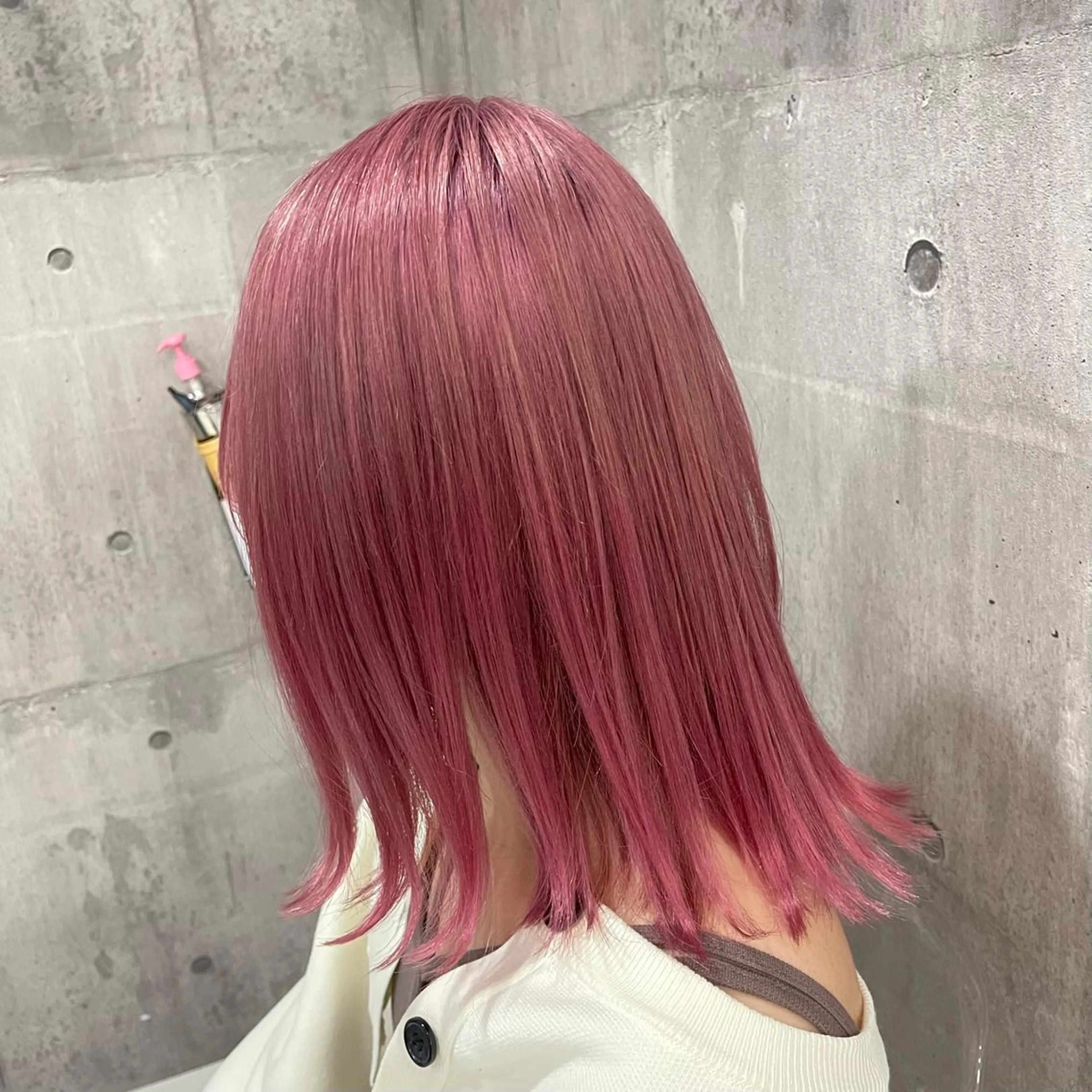 ミディアム カラー ヘアカラー レイヤーの魔術師 𓍼takumi𓍼のヘアスタイル
