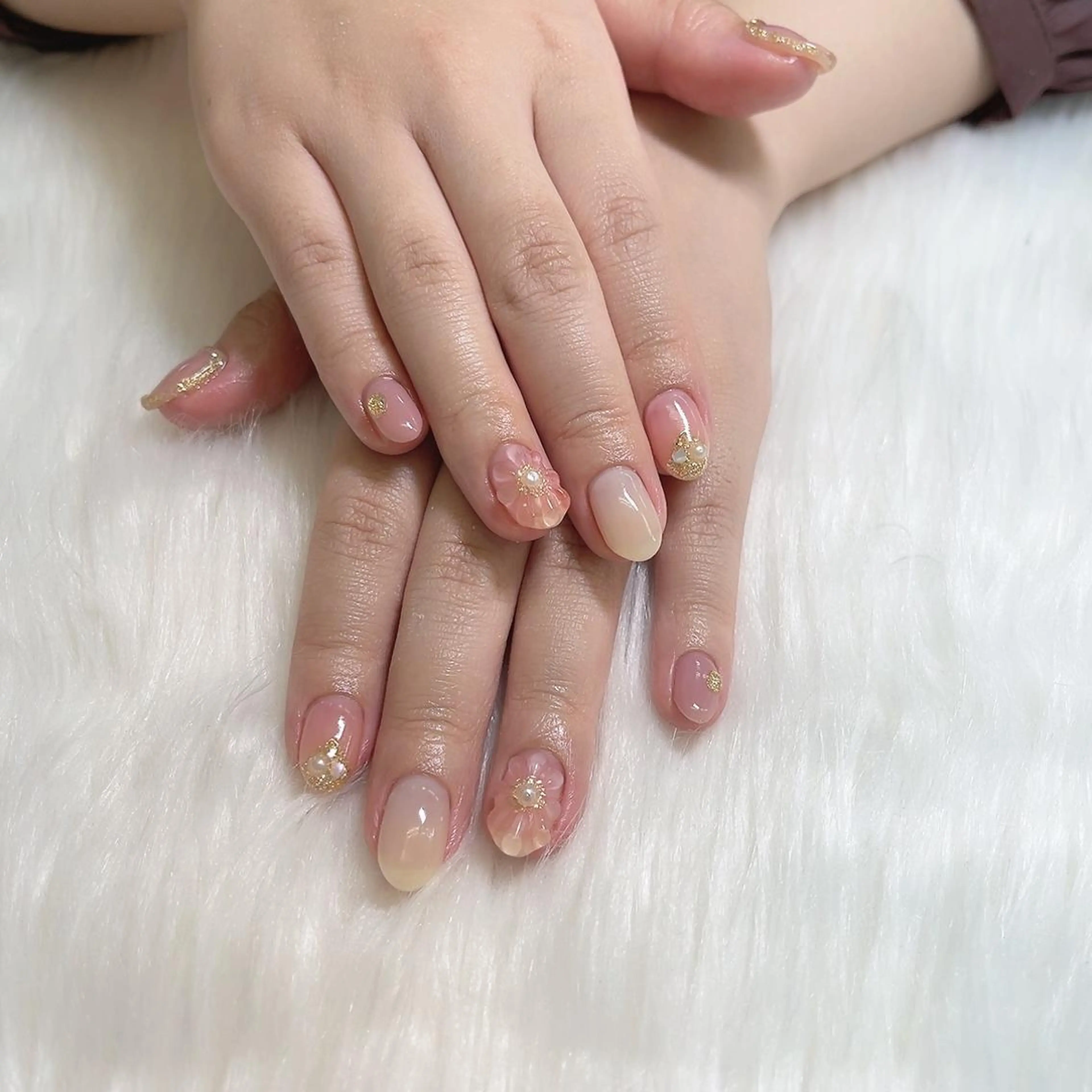 ネイル 🦋ネイルサロン ブラン🌈ゆりのネイルデザイン