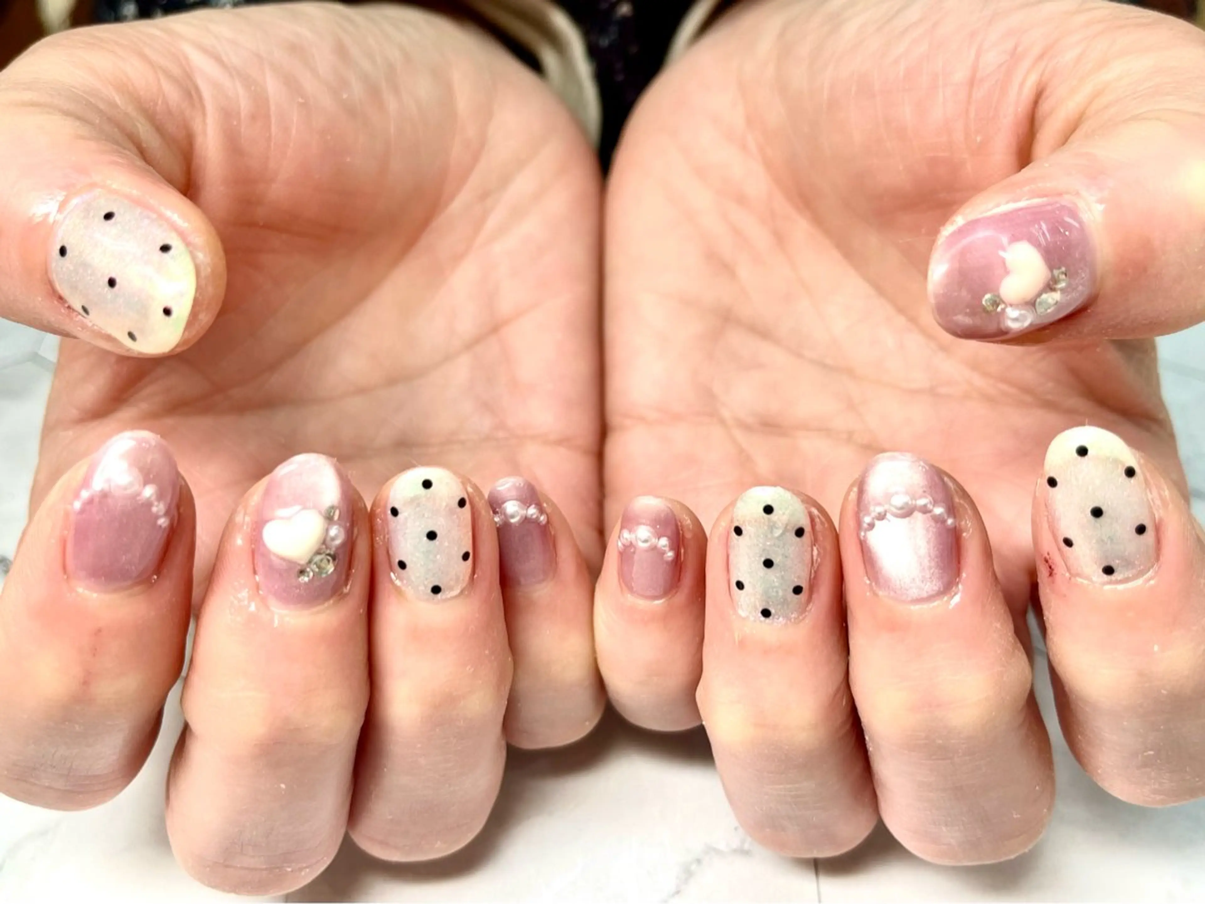 ネイル Queennail 北堀江megumiのネイルデザイン