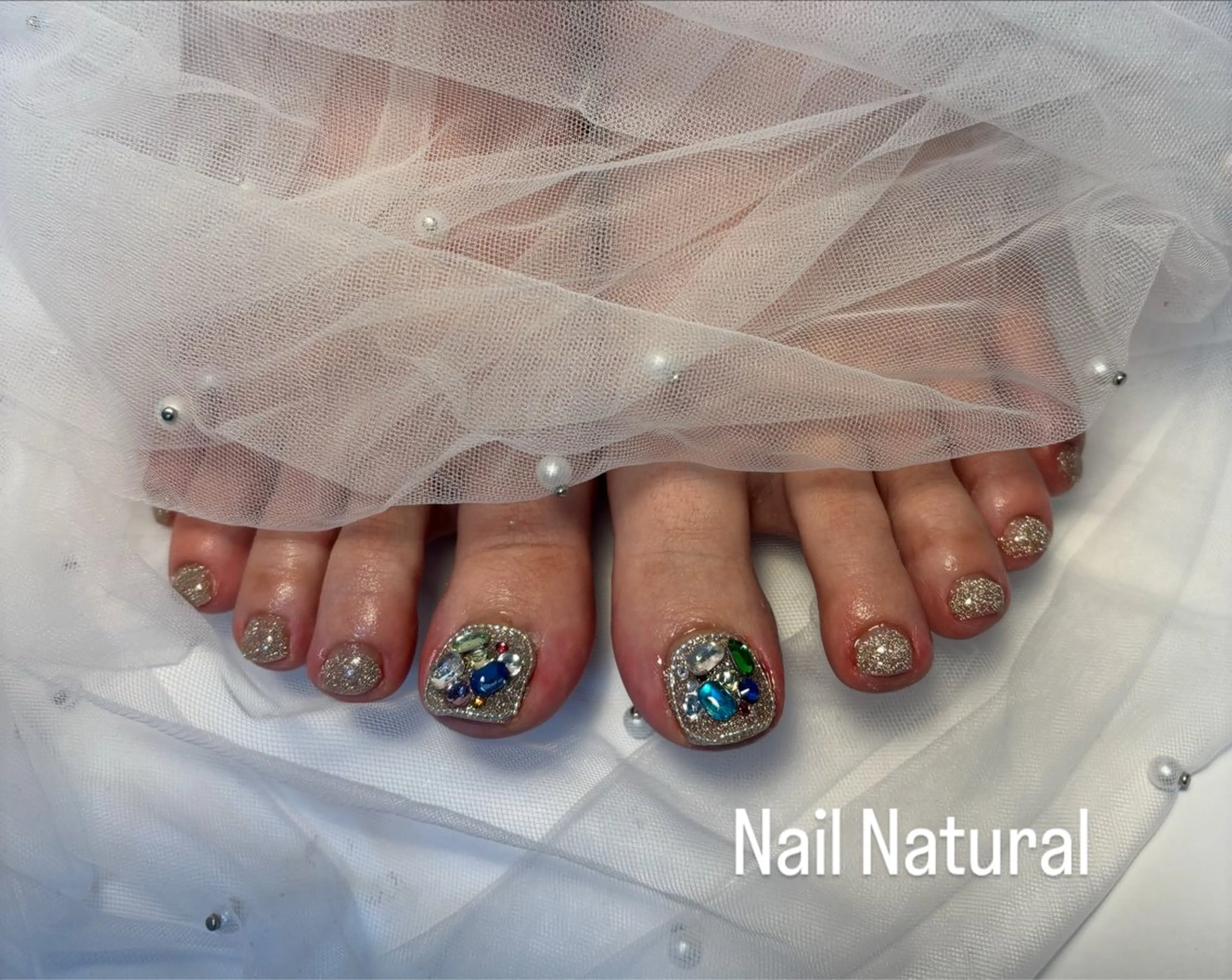 ネイル フラッシュネイル フットネイル フレンチネイル ジェルネイル ガラスフレンチ Nail salon Natulalのネイルデザイン