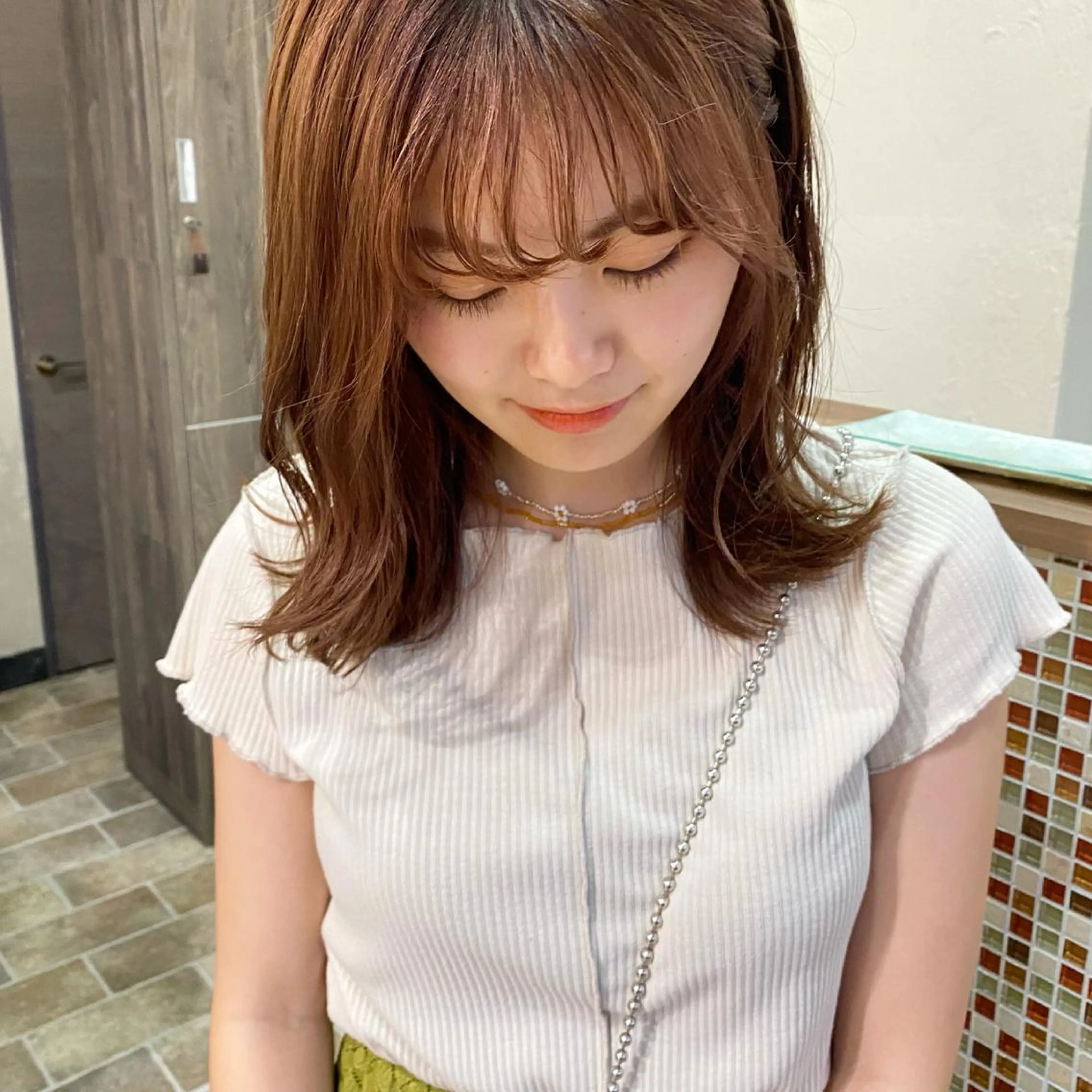 ミディアム 中村 友香のヘアスタイル