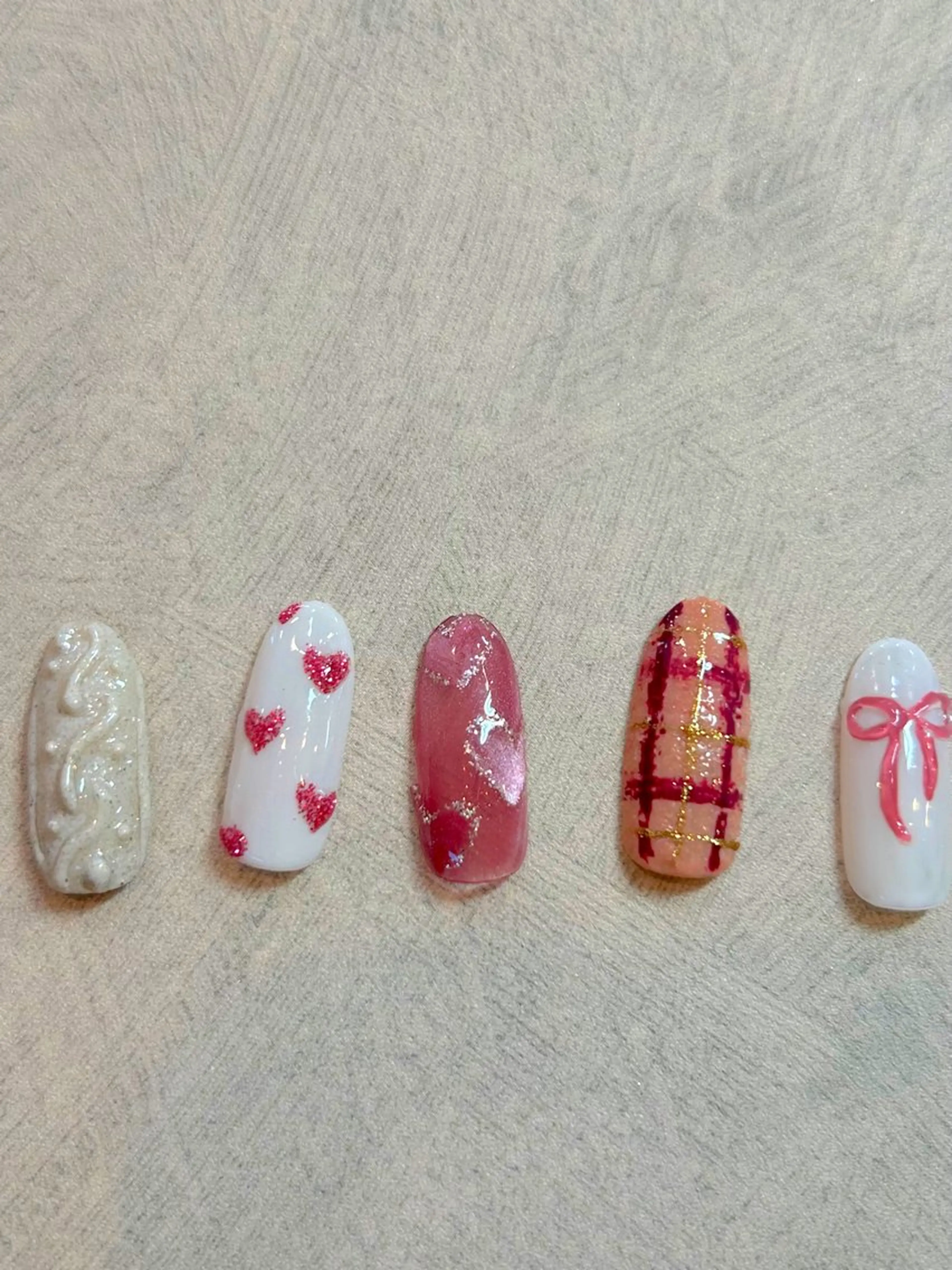 ネイル バレンタイン nail patio草加店所属・磯田 紗里のネイルデザイン