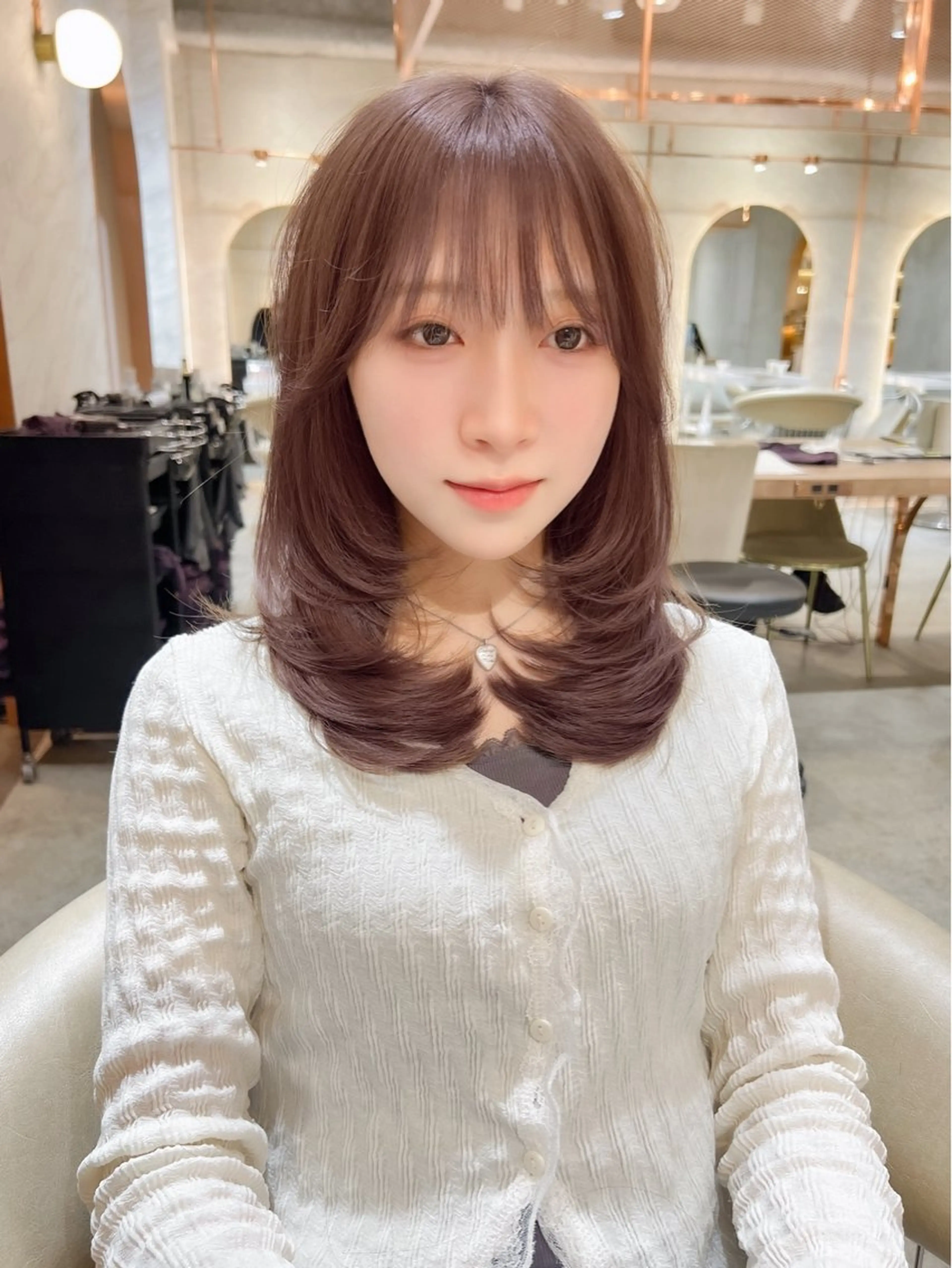 ミディアム 韓国風ヘア レイヤーカット カット ヘアカラー トリートメント 韓国ヘア🇰🇷／艶 カラー🫧/木村和生のヘアスタイル