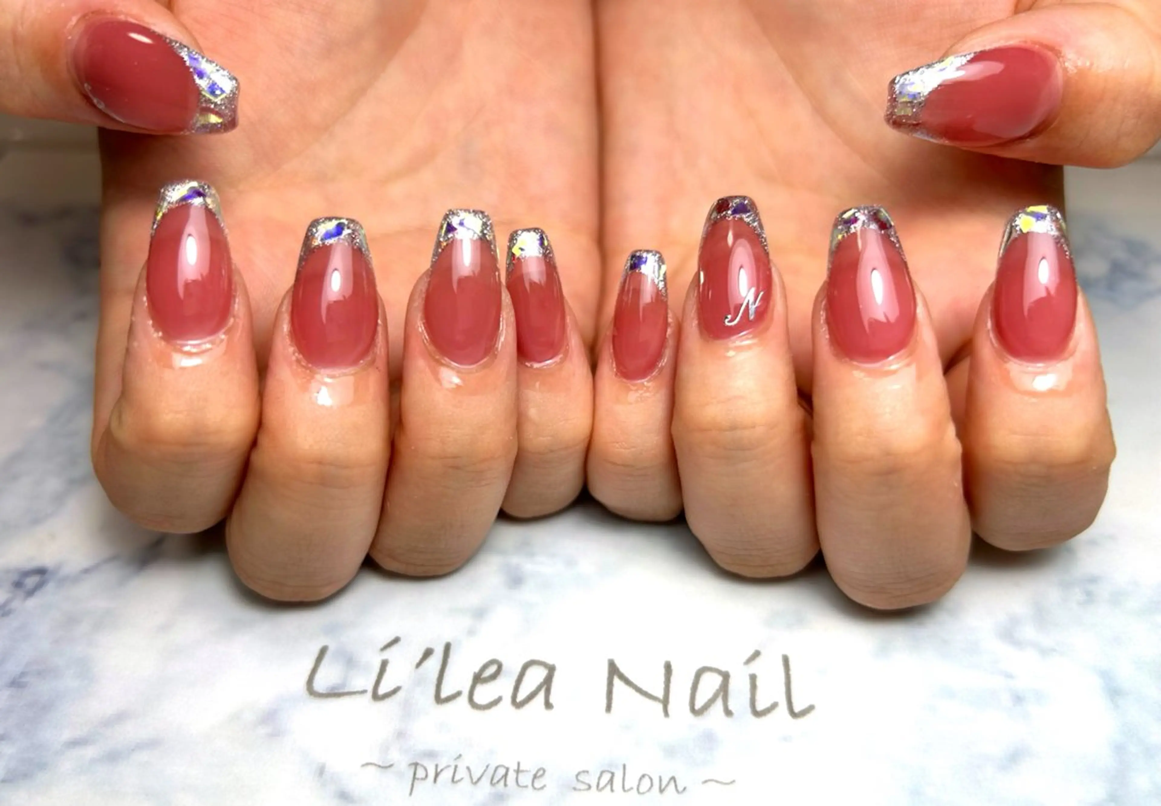 ネイル Li'leaNail AINAのネイルデザイン