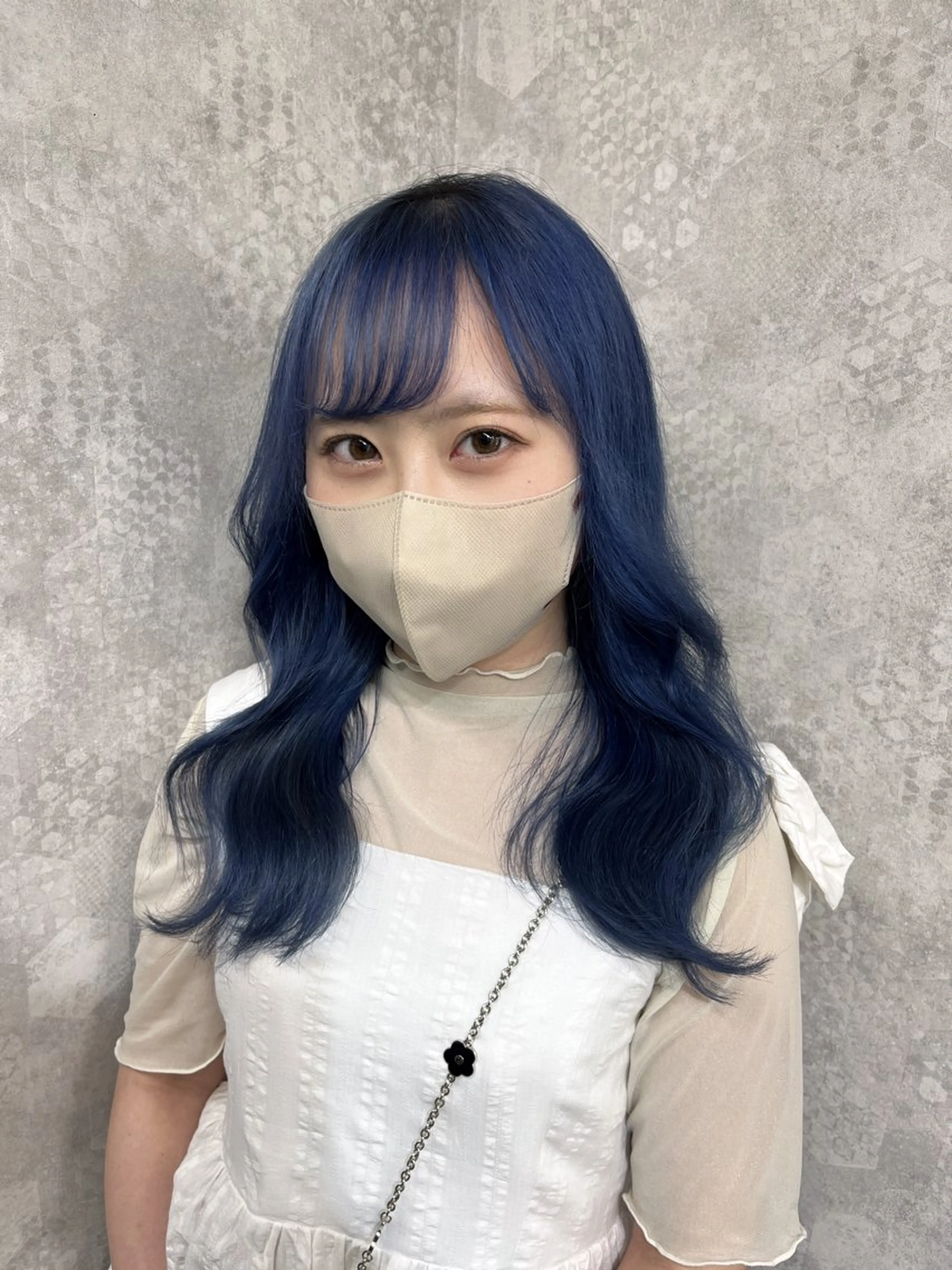 セミロング カラー ヘアアレンジ ヘアカラー トリートメント ヘアセット 韓国レイヤーカット/ 儚げカラーチナツのヘアスタイル