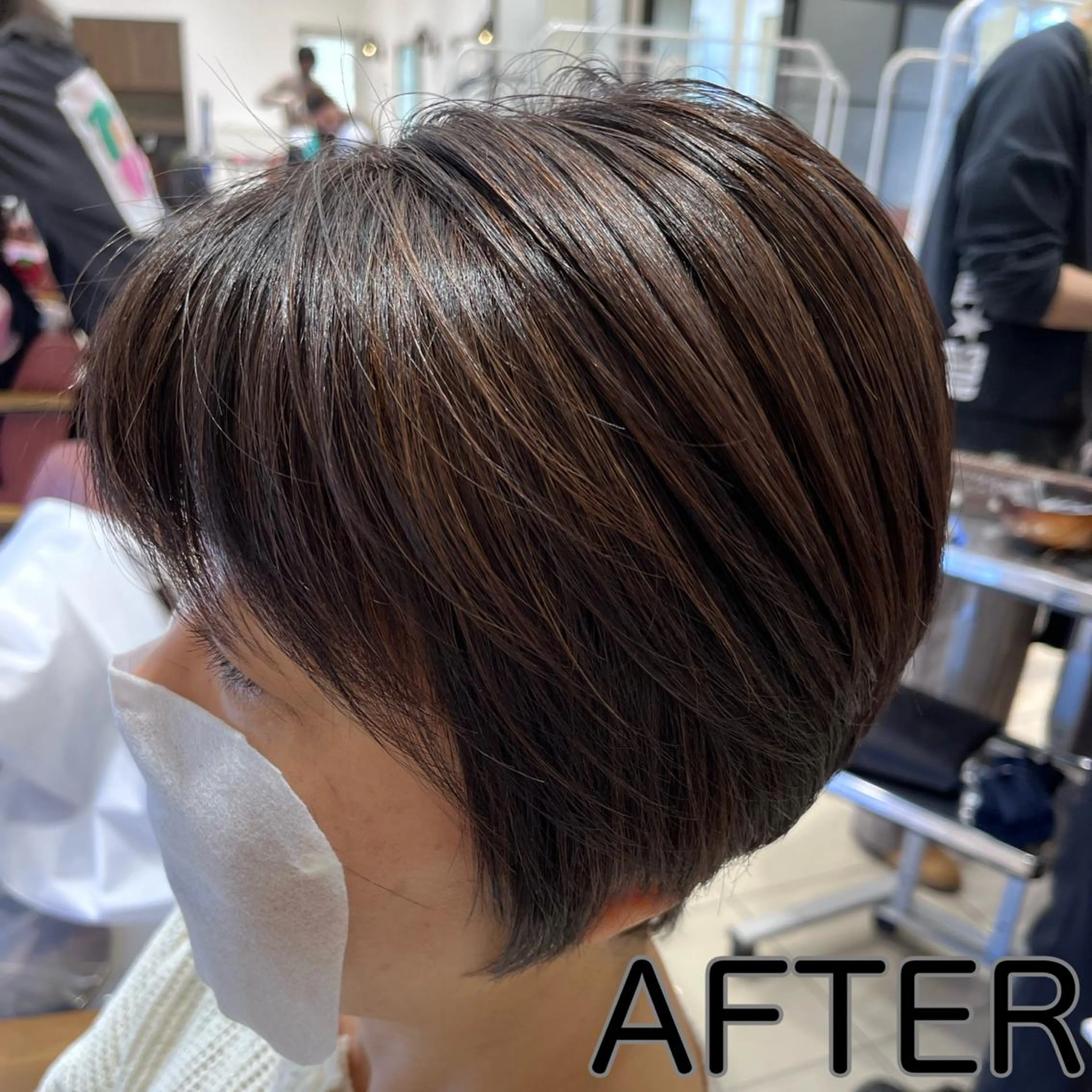 ショート カラー アディクシーカラー 黒髪 ブリーチ ブラウンカラー ケアブリーチ 長津 健一郎のヘアスタイル