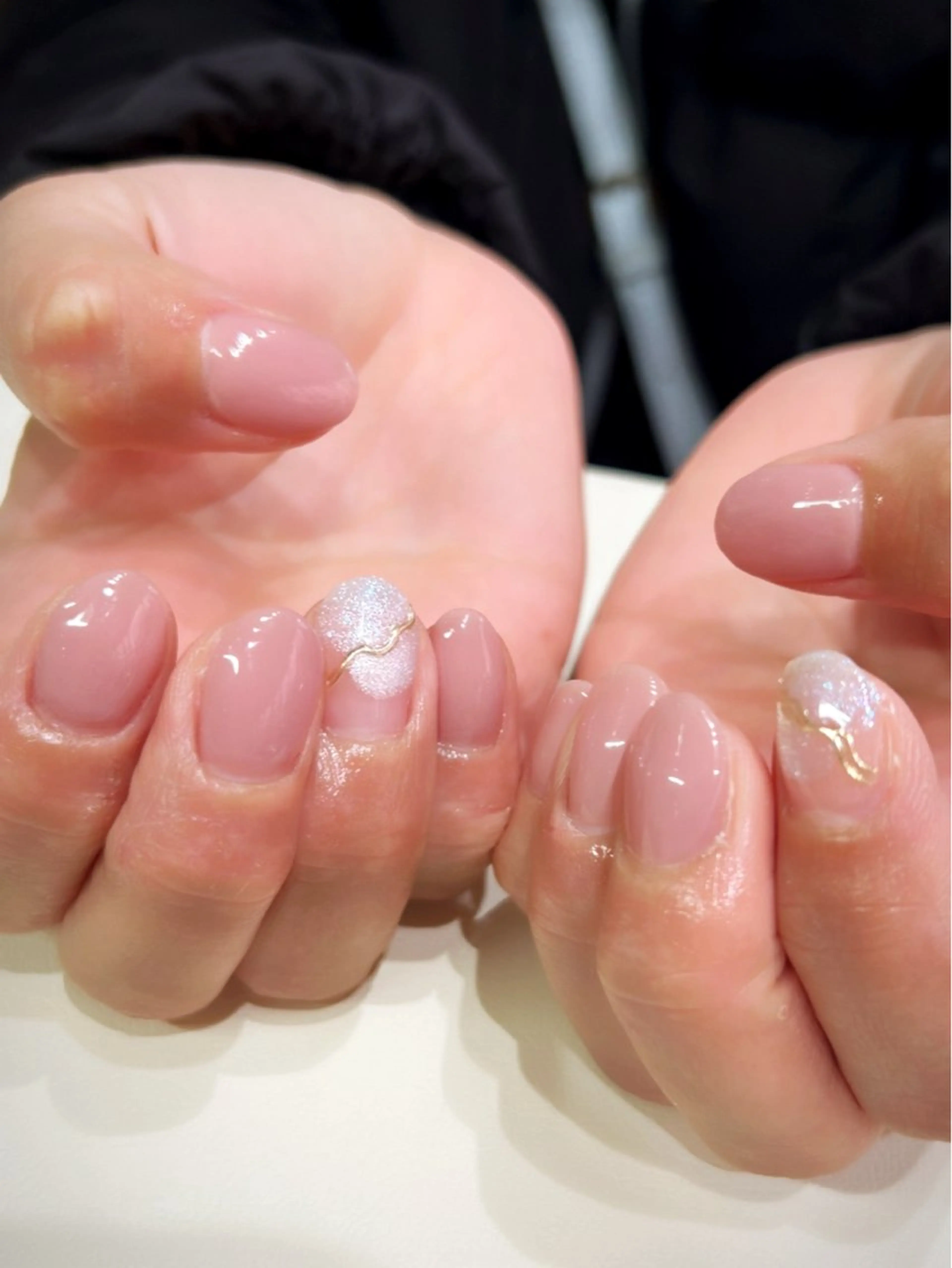 【オフ込み】デザインシンプルコース¥7800→¥5000【newiネイル京橋】パラジェル（ワンカラーに2本アート）の写真