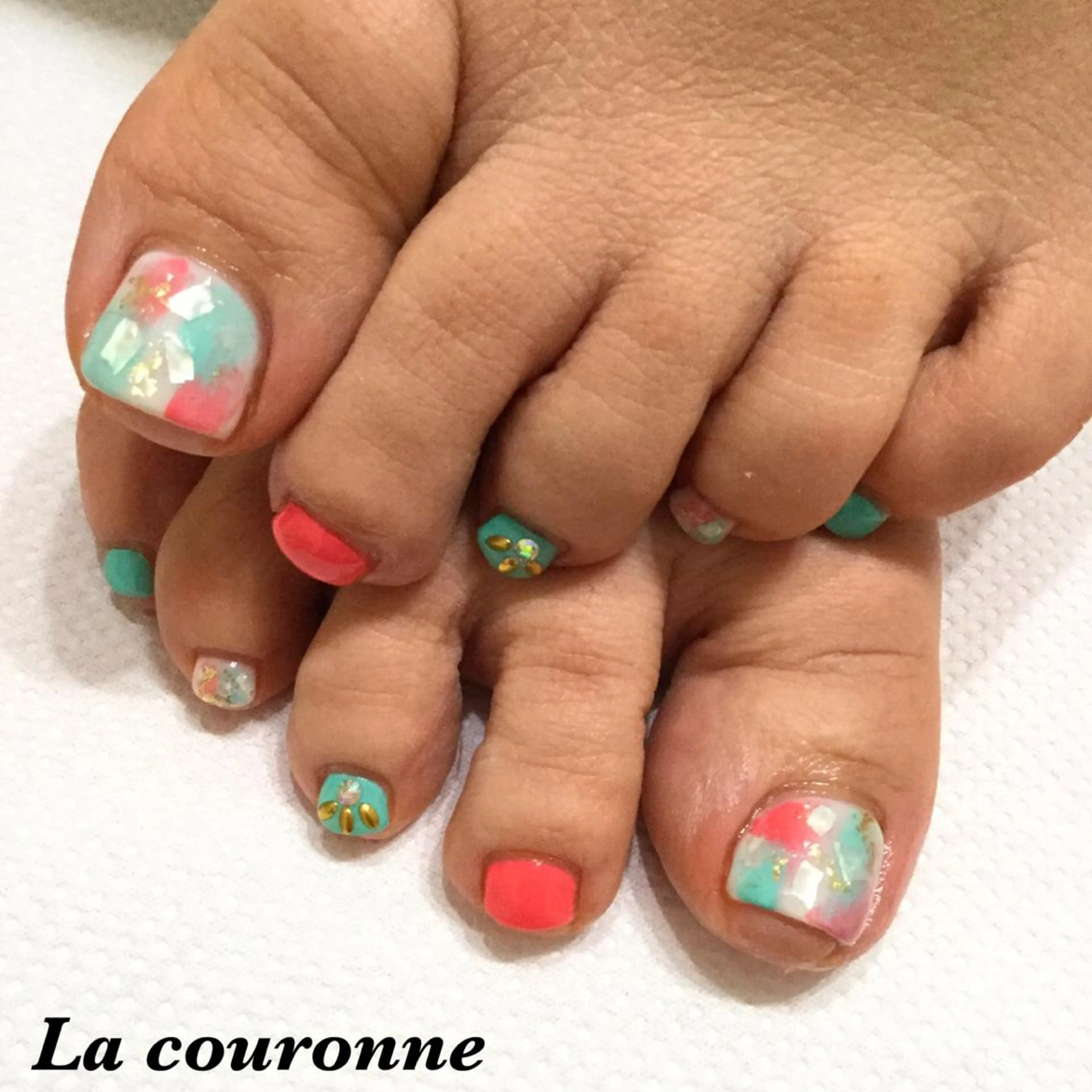 ネイル フットネイル Lacouronne NATSUMIのネイルデザイン