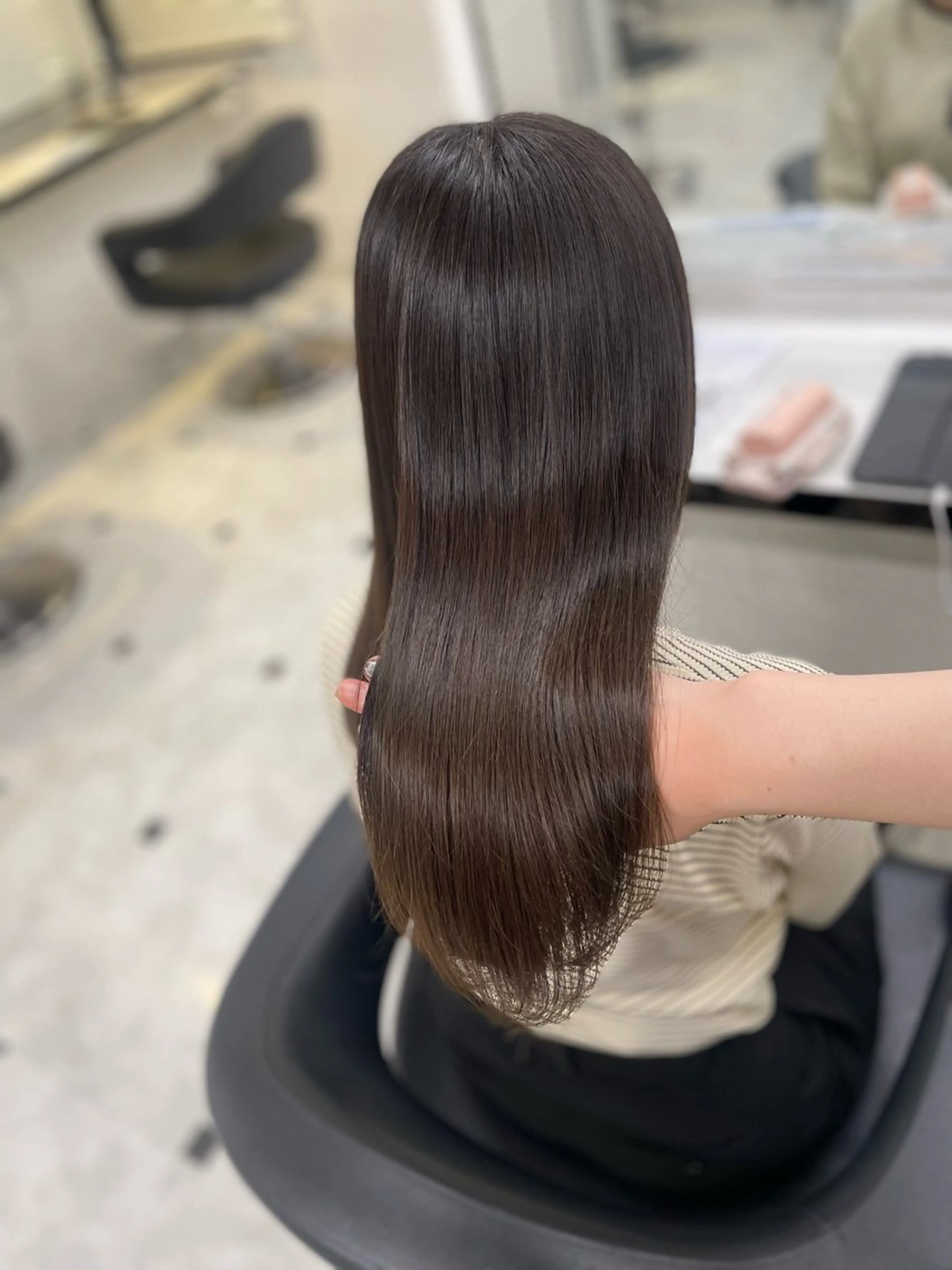 ミディアム ヘアカラー うる艶トレンドヘア 🕊️上野BABYのヘアスタイル