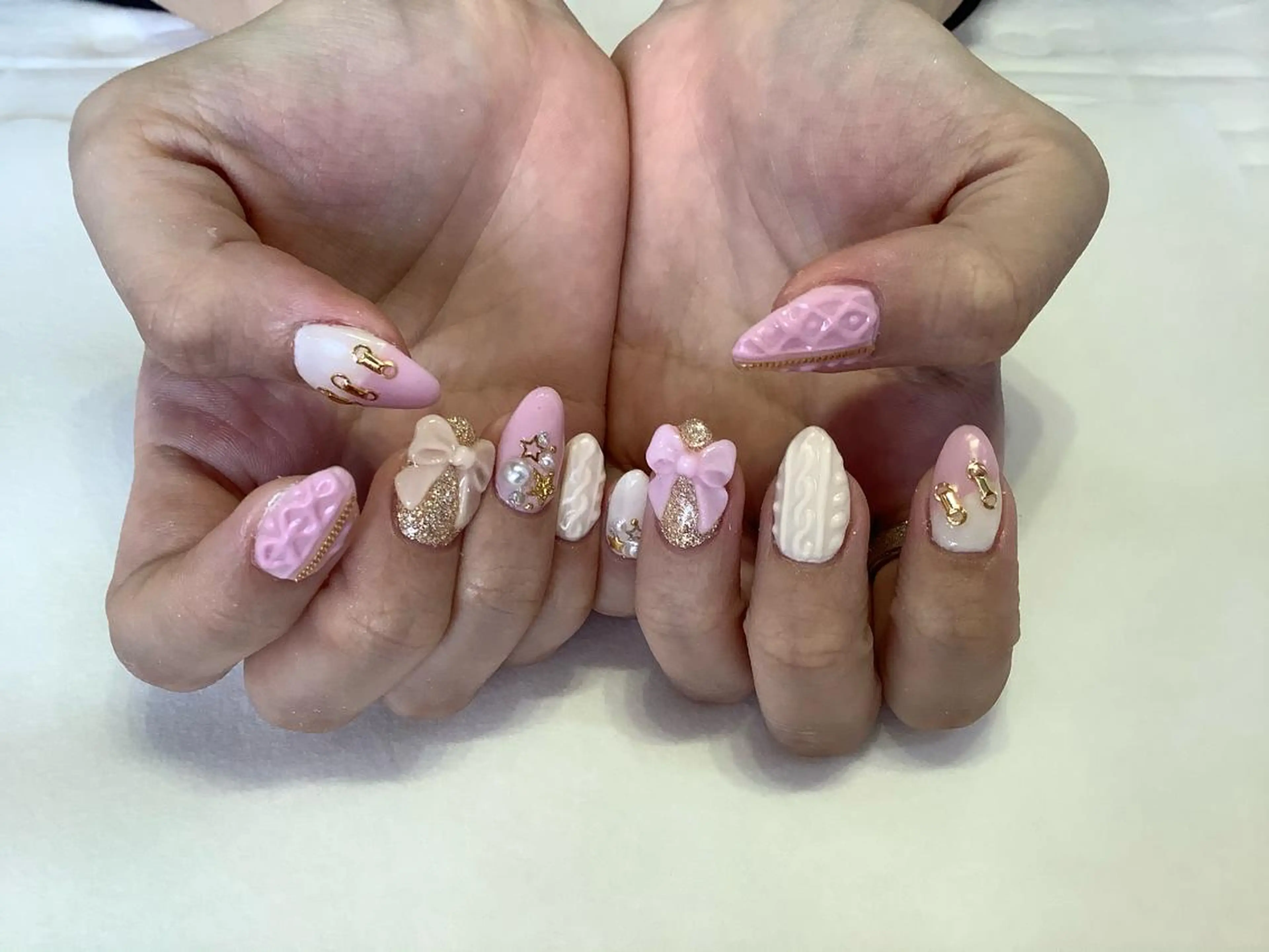 ネイル ハンドネイル 💎🐰 saki. m 🐰💎のネイルデザイン