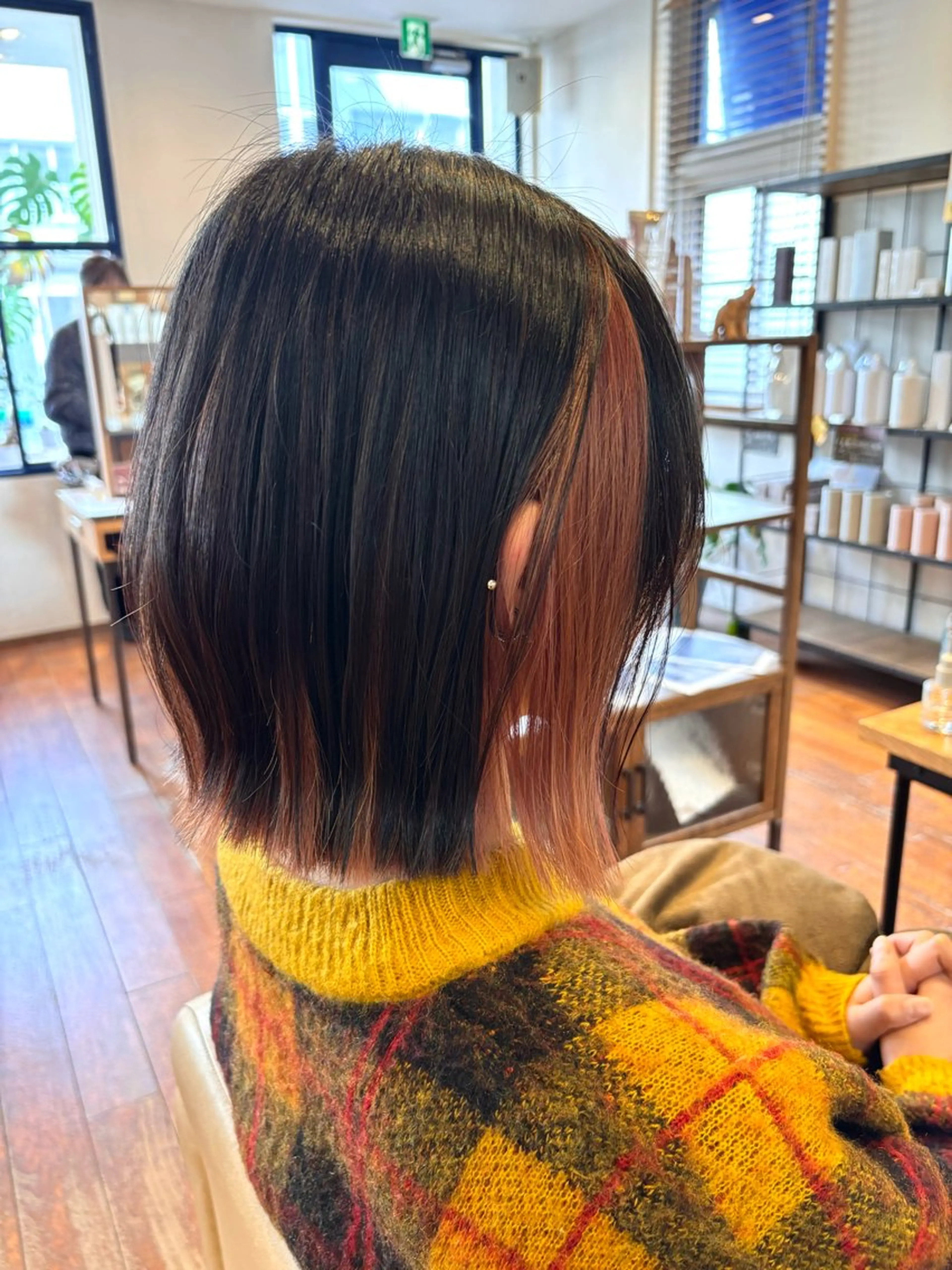 【初回来店の方限定❤️‍🔥】イヤリングブリーチ＋全体カラー＋カットの写真