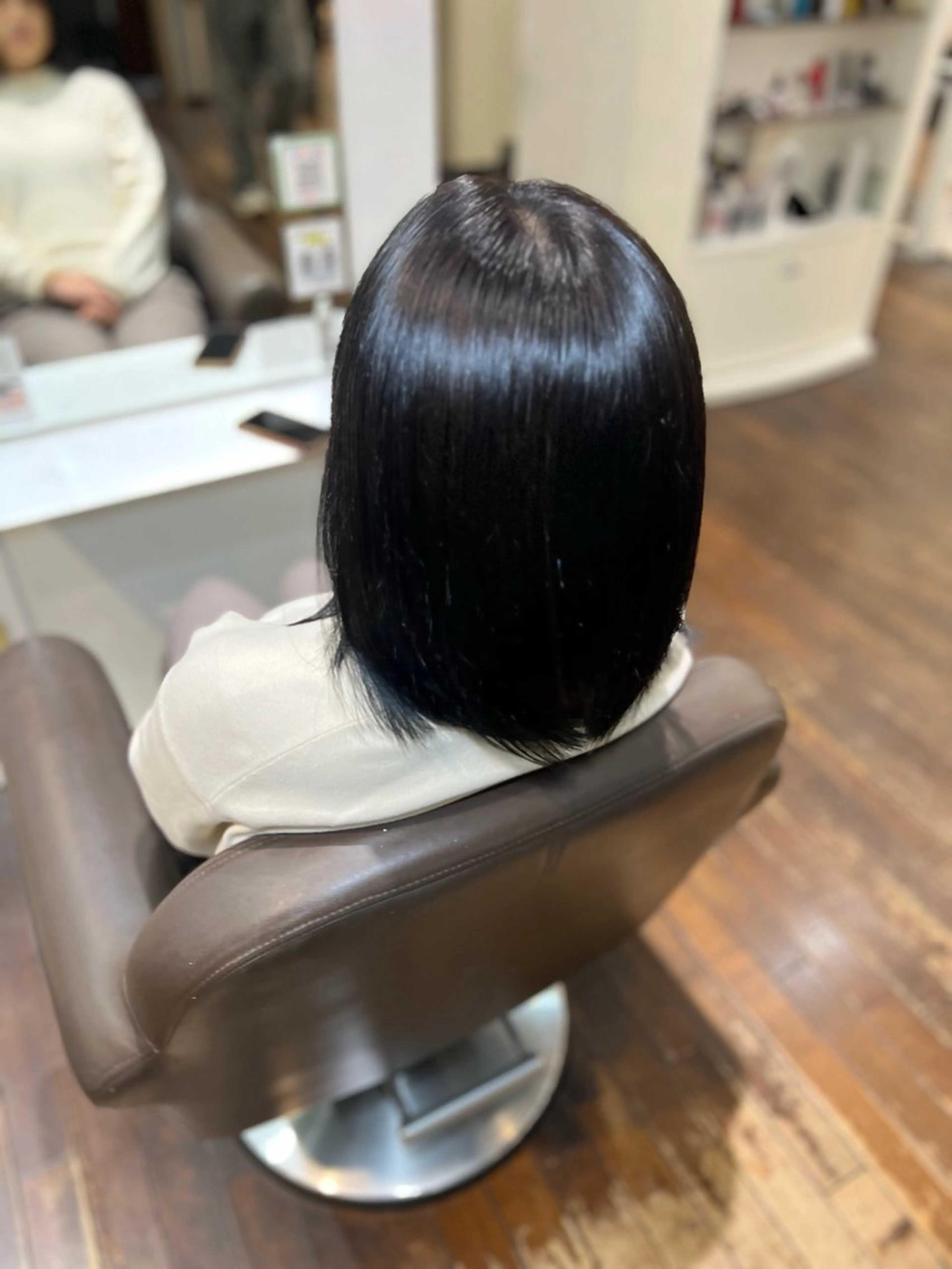 カラー 黒髪 ブルーカラー ブルーブラック 梅田 ダブルカラー 大畑 蒼空のヘアスタイル