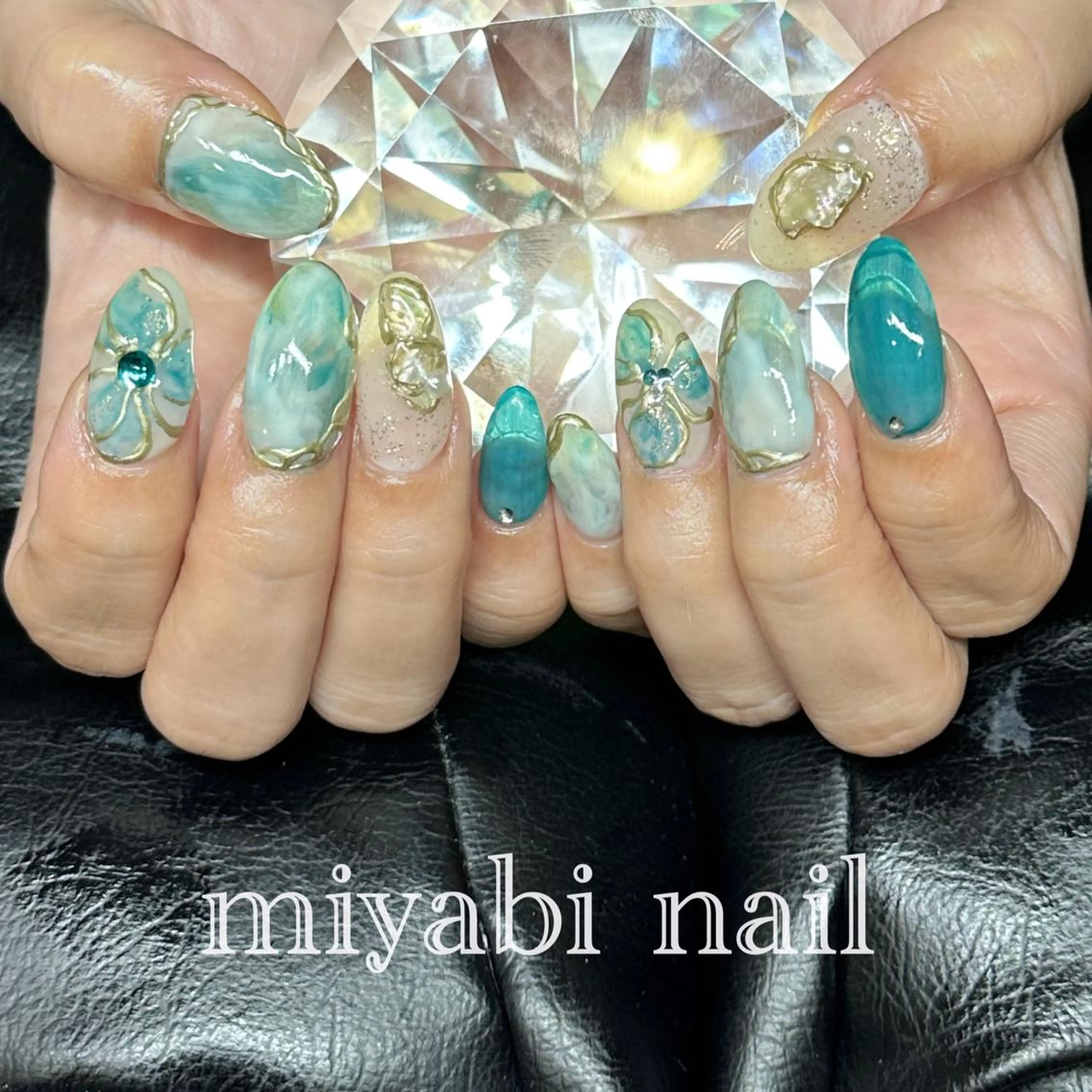 ネイル アートネイル フラワーネイル グリーン キラキラネイル 持ち込み ハンドネイル miyabi nail 桂川駅近くのネイルデザイン