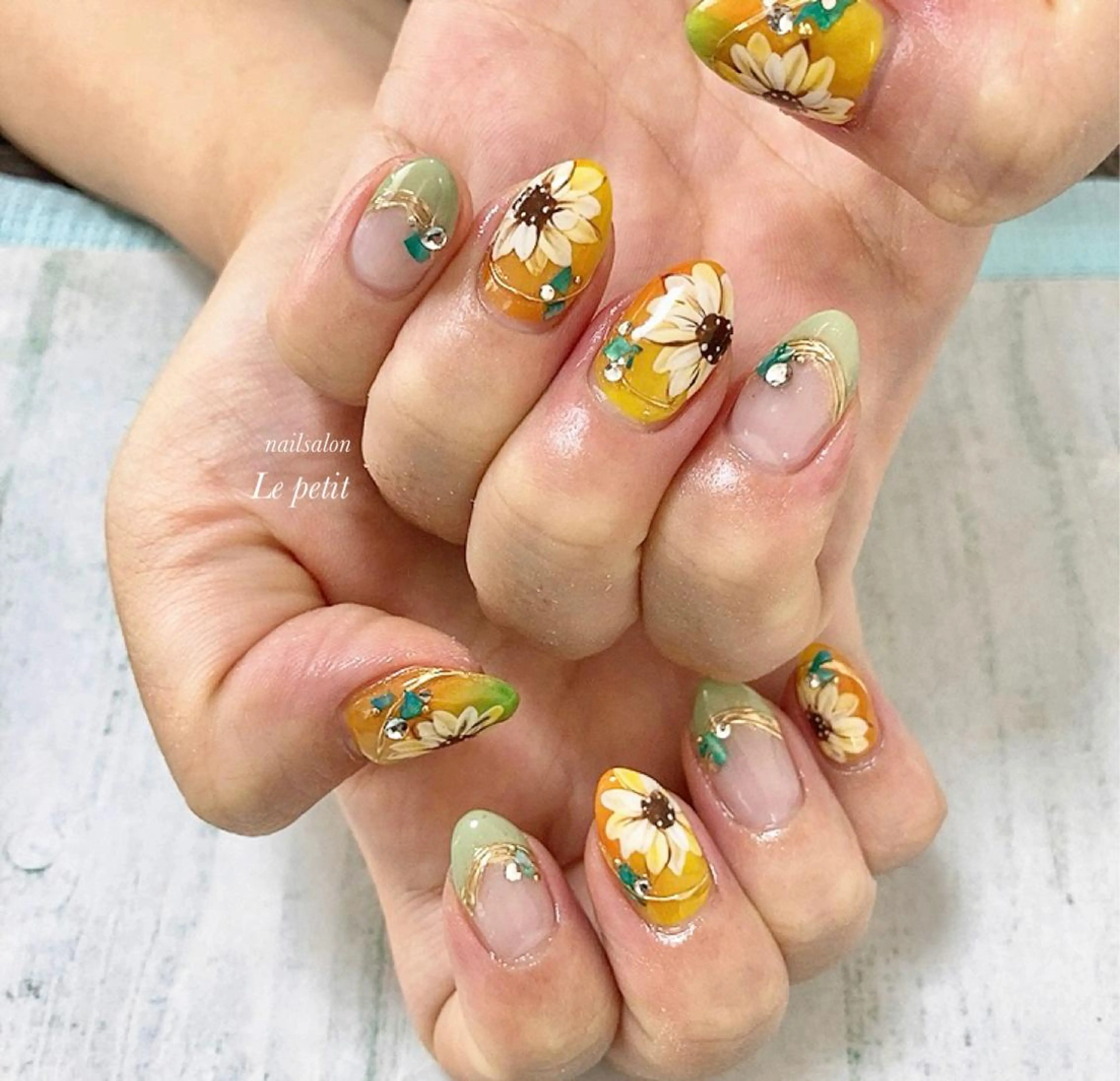 ネイル 石野 広佳のネイルデザイン