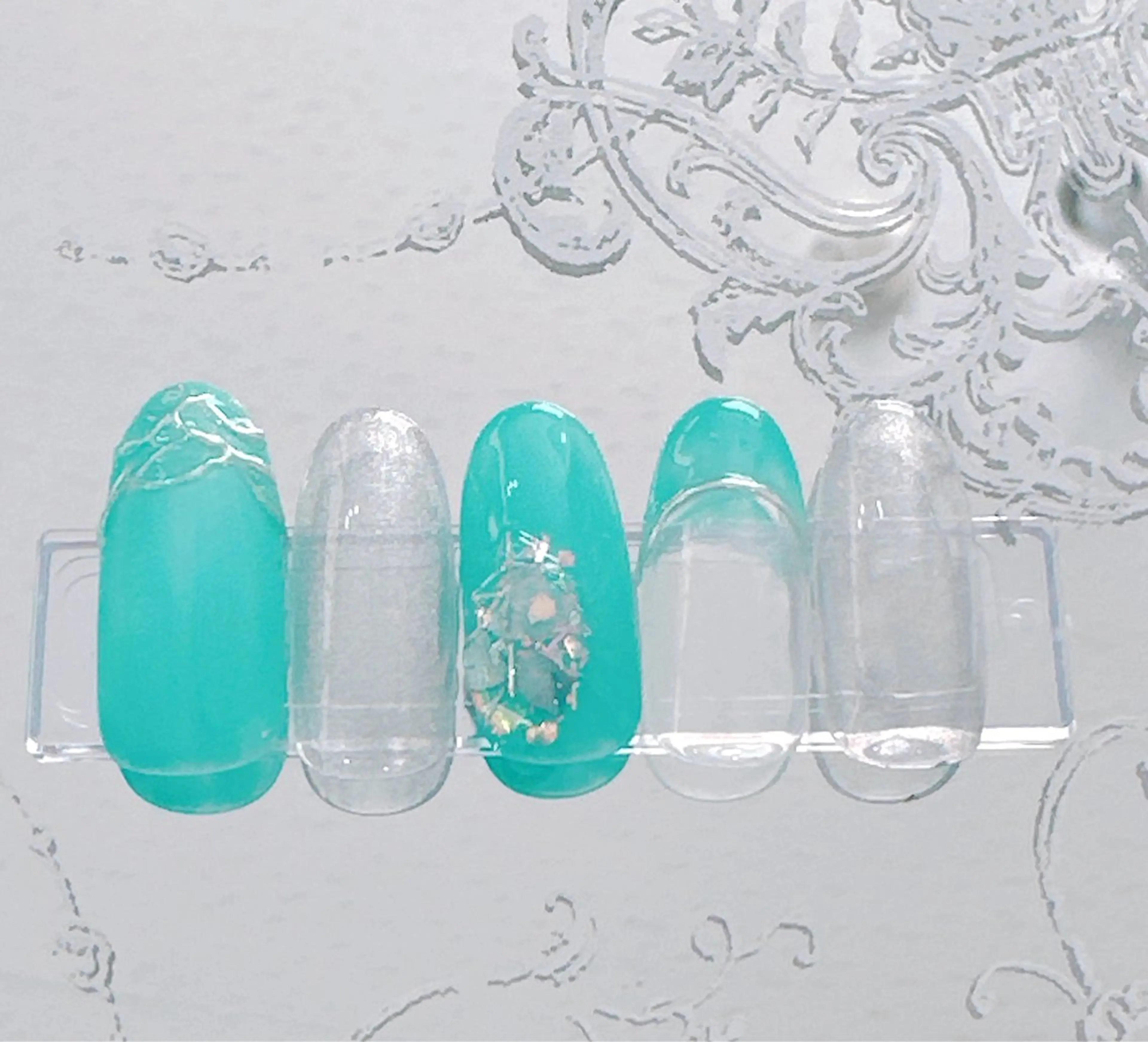 ネイル キラリネイル 本厚木のネイルデザイン