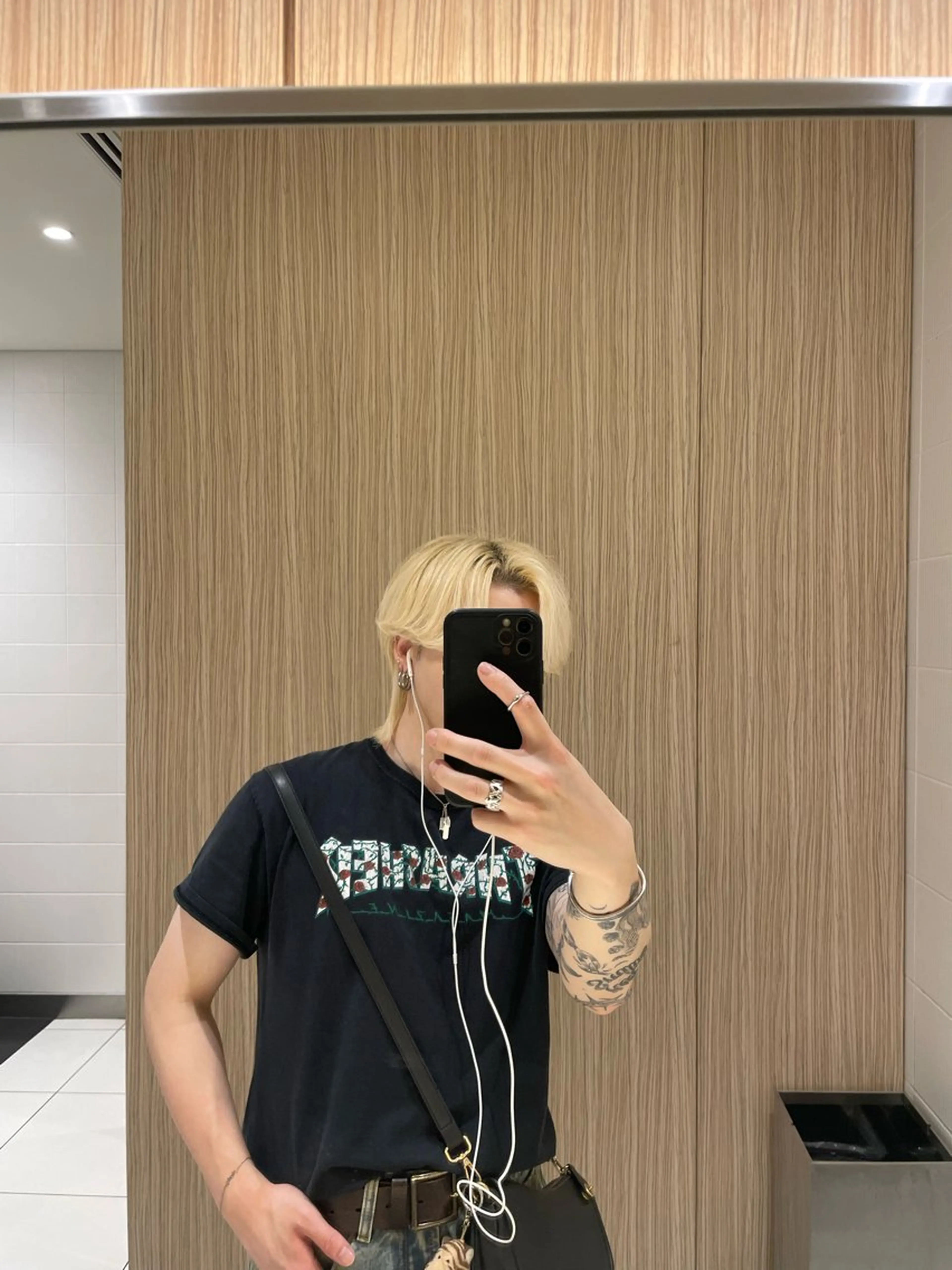 カラー ブロンド 西山 剛のヘアスタイル