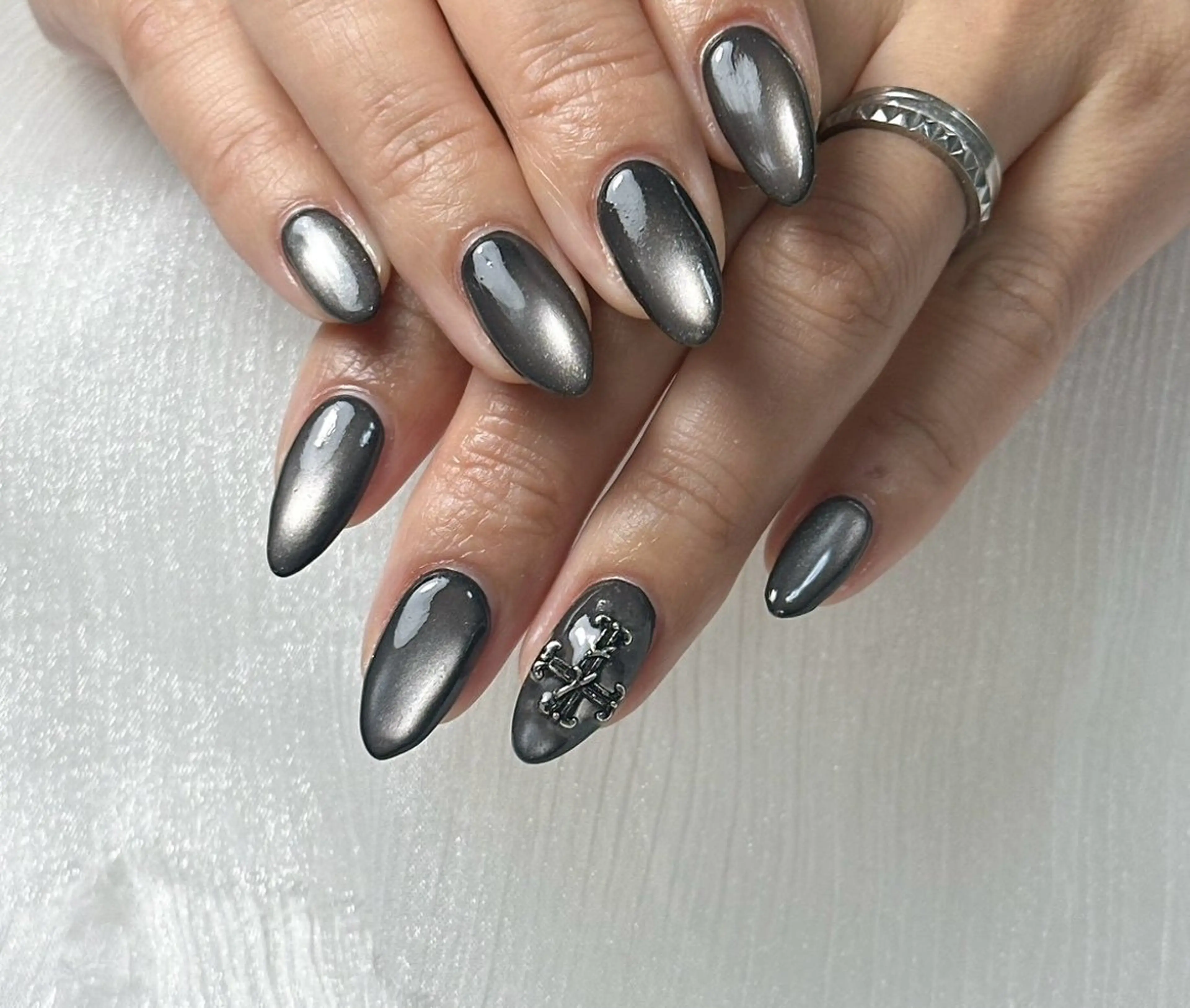 ネイル オーロラネイル フットネイル フレンチネイル ジェルネイル マグネットネイル ハンドネイル kikinail 溝の口のネイルデザイン