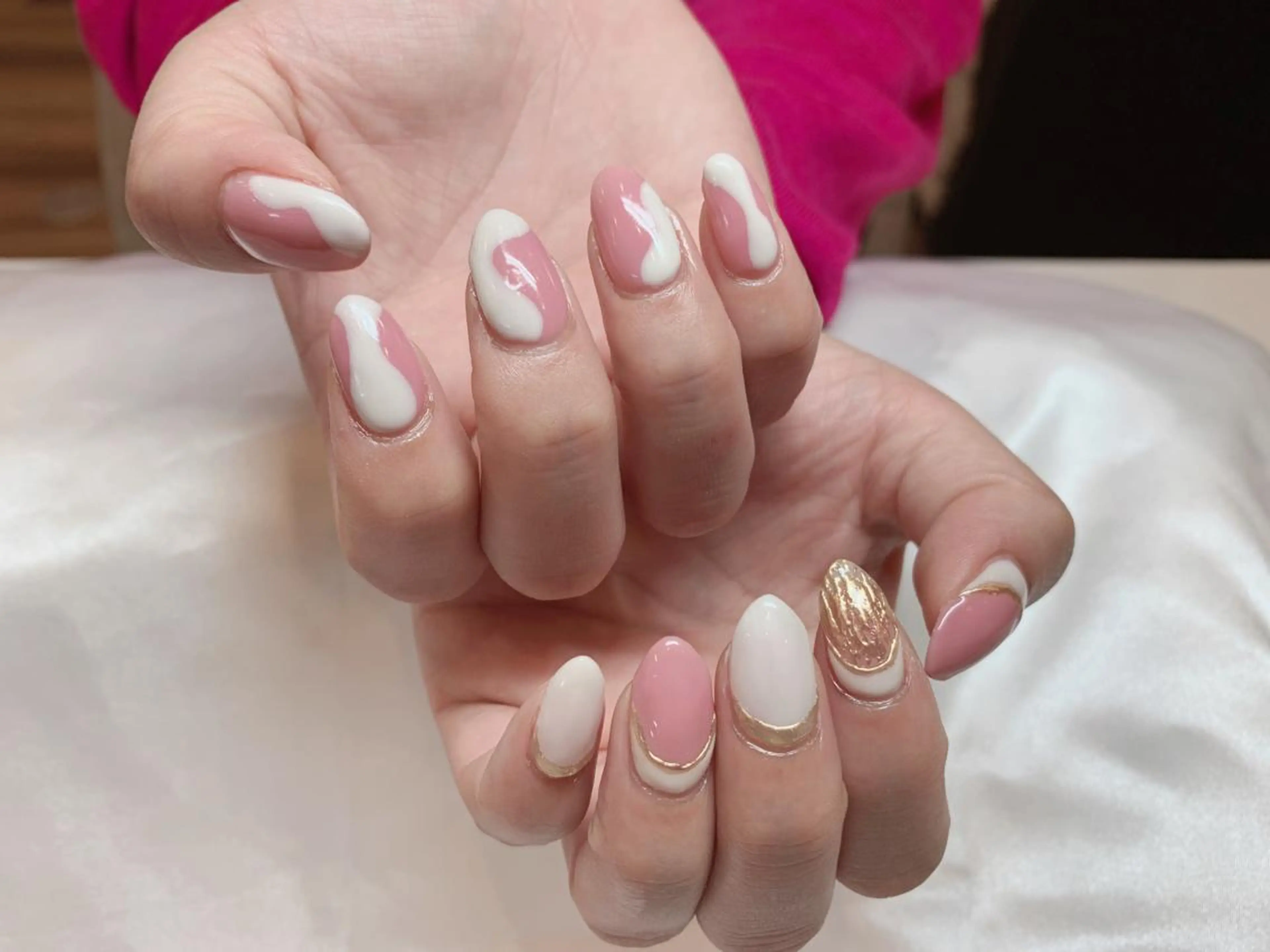 ネイル Ui_Amor (パラジェル)のネイルデザイン