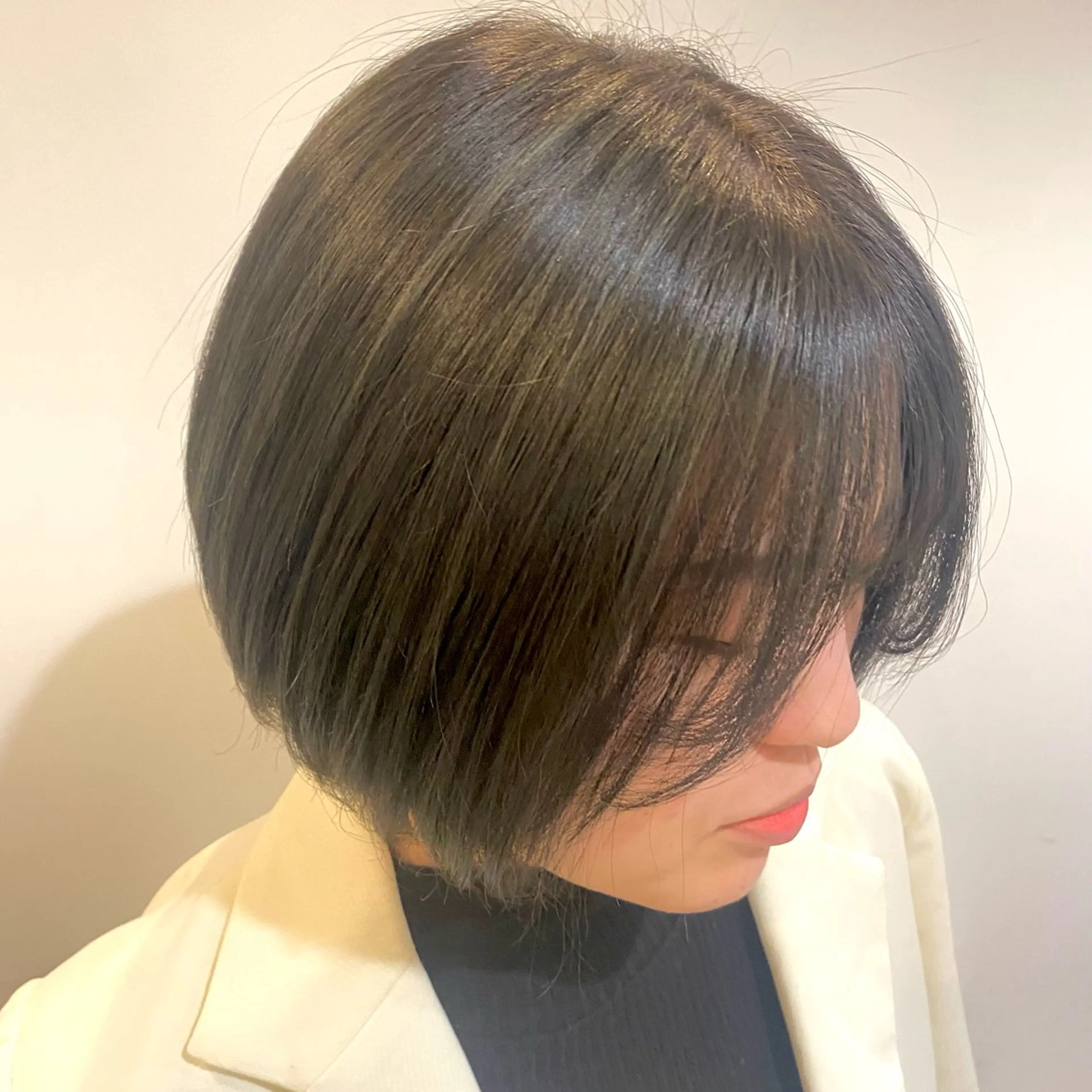 ショート 北田 美琴 / 柔らかいカラーのヘアスタイル