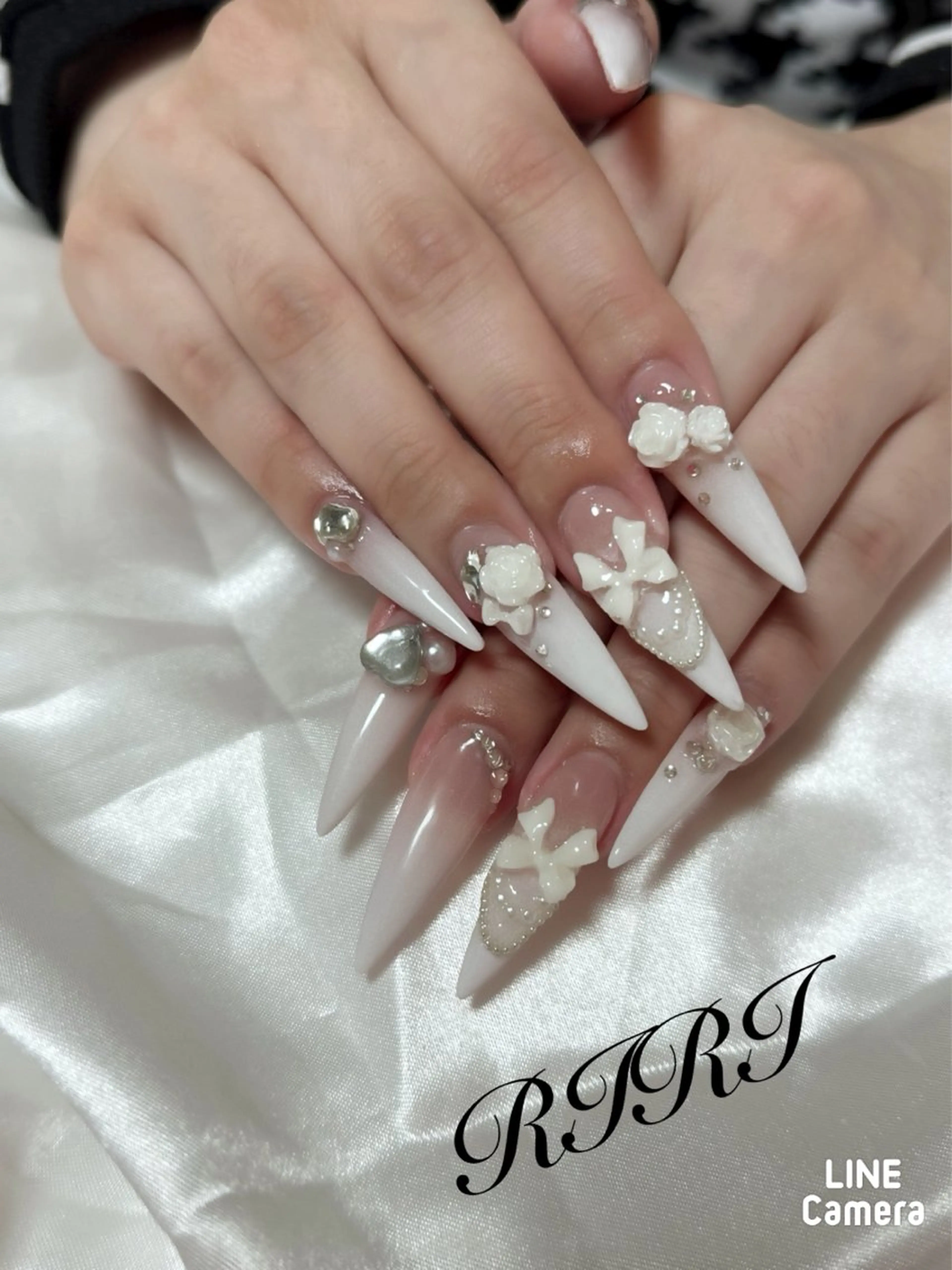 ネイル ジェルネイル ロングネイル スカルプネイル シンプルネイル 夏ネイル ハンドネイル riri オーナーのネイルデザイン