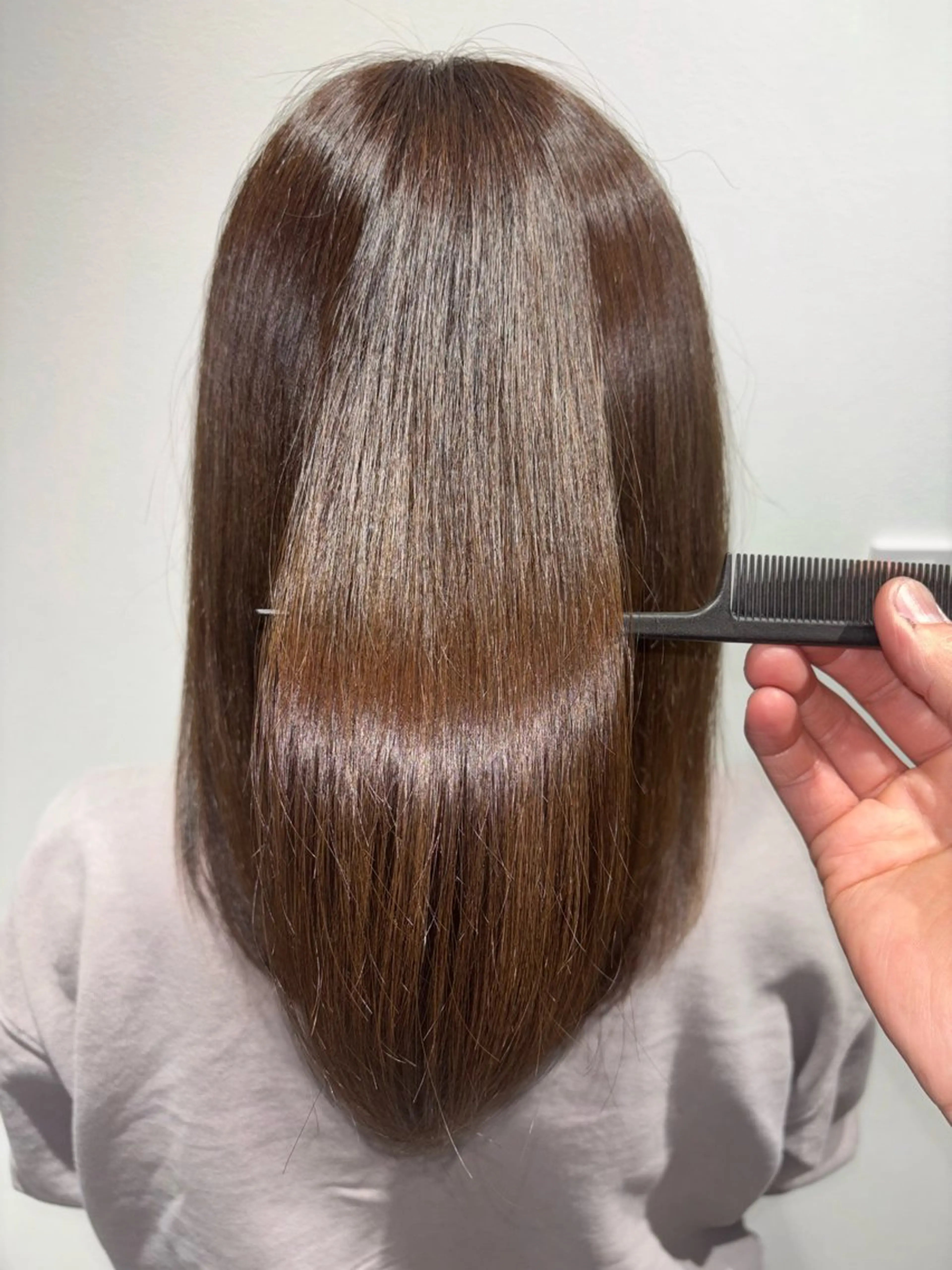 カット＋美髪矯正＋トリートメントの写真