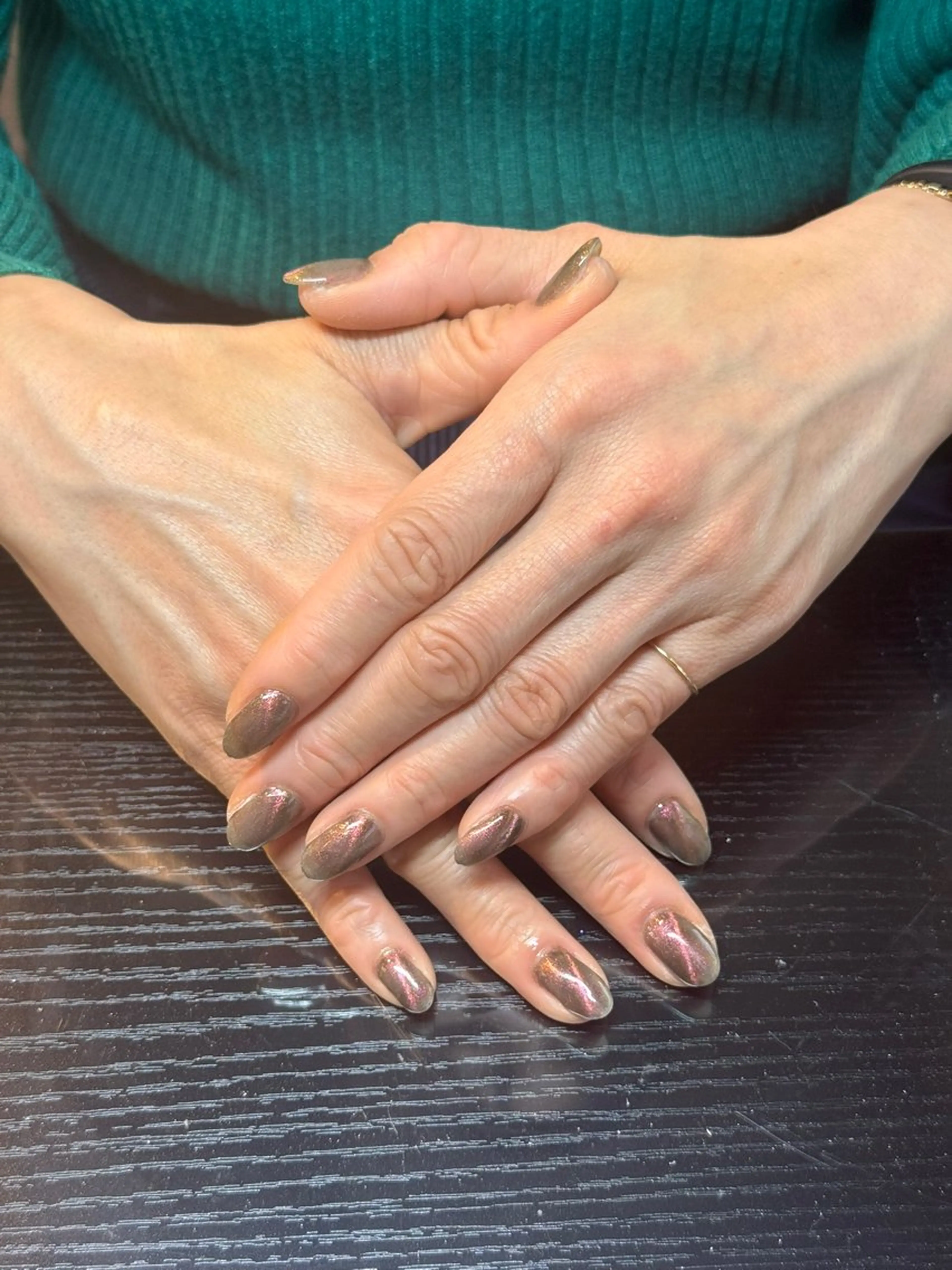 ネイル マグネットネイル ハンドネイル ネイルスクールW難波 Miyuu🩰‎🪞のネイルデザイン