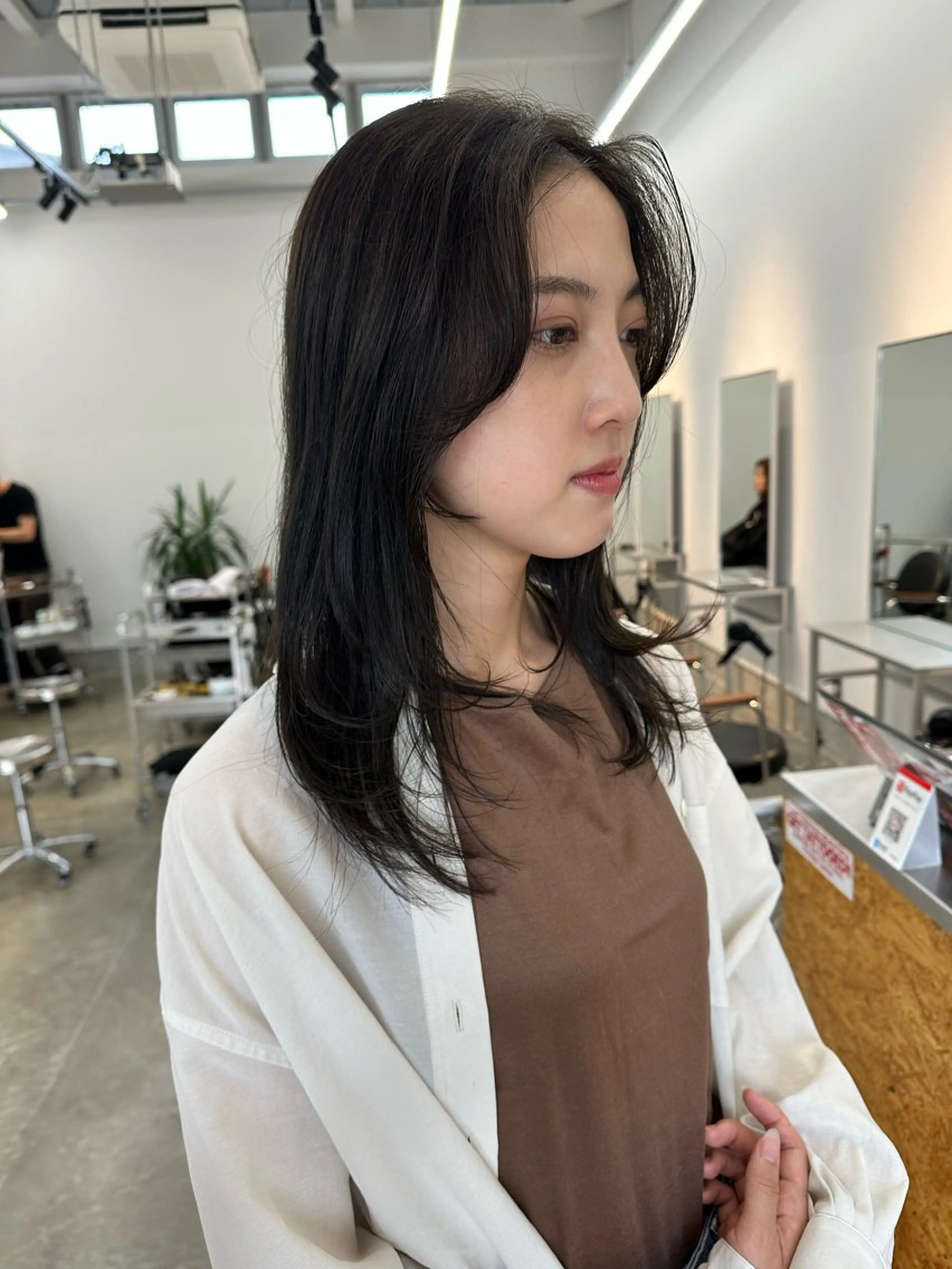 セミロング レイヤーカット 南 星来のヘアスタイル