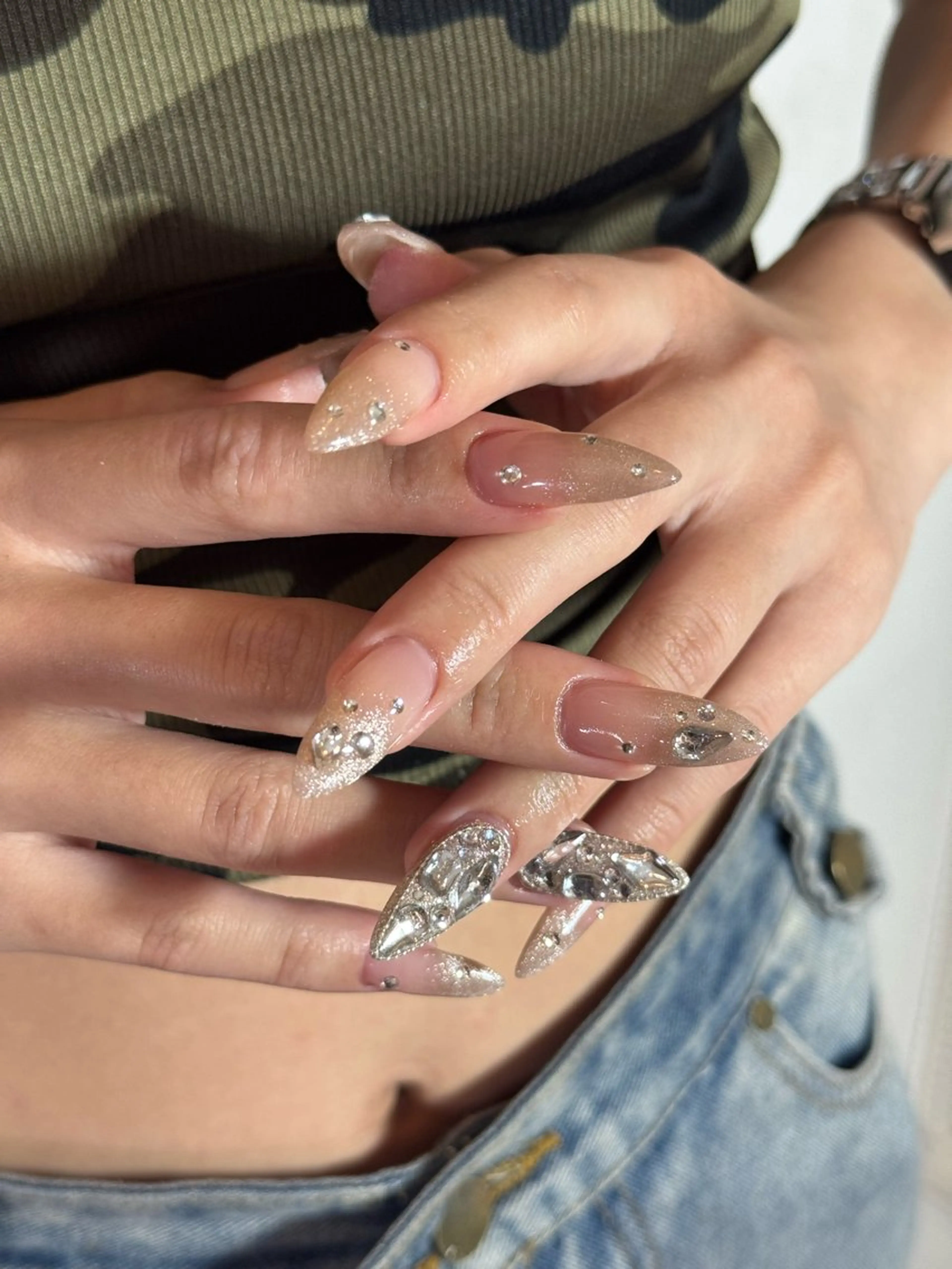 【ハンド/オフ込】90分アートし放題💅🏻🤍持ち込みデザイン可の写真