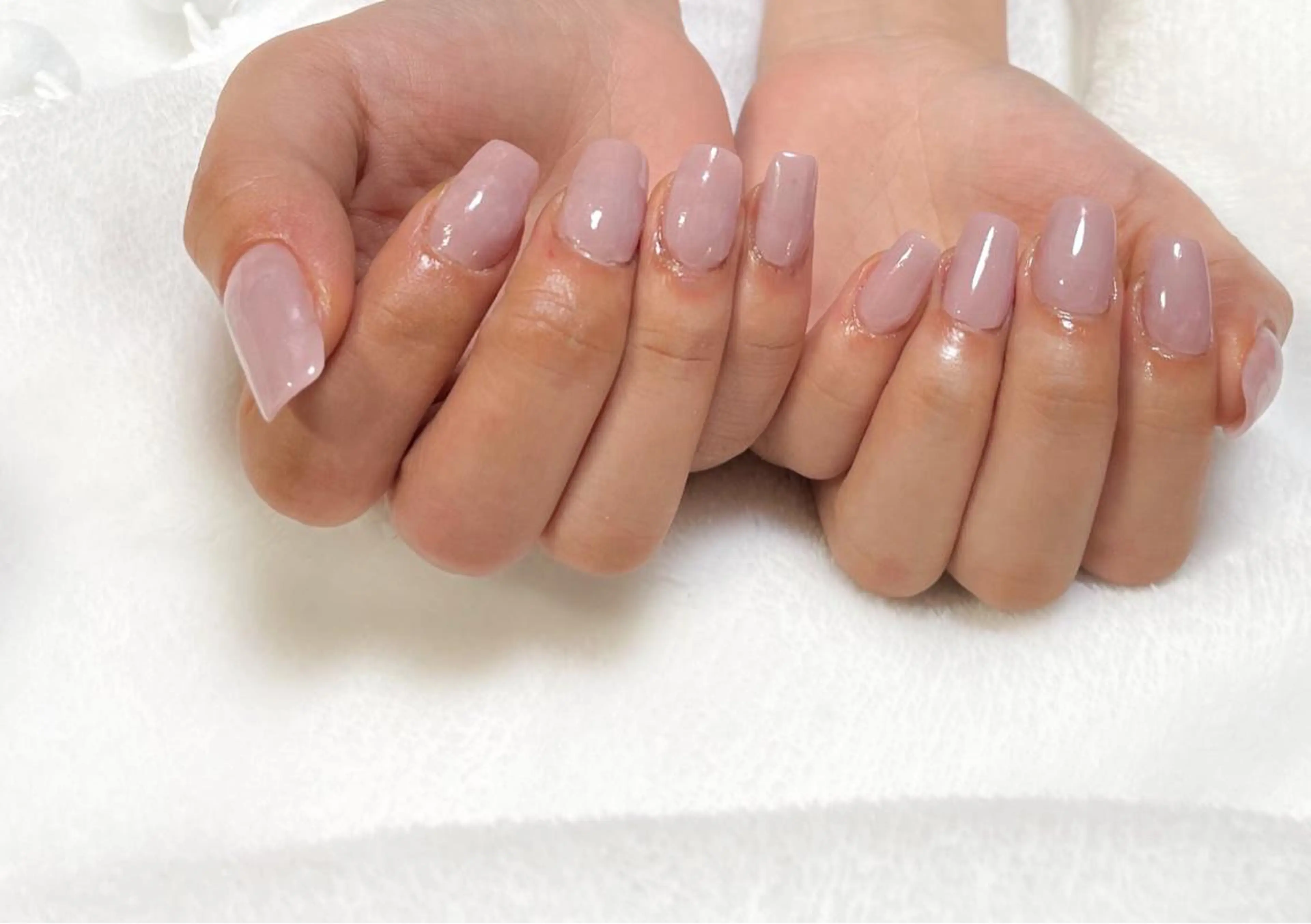 ネイル 長さ出し フレンチネイル グラデーション キラキラネイル ロングネイル nail salon Be.のネイルデザイン