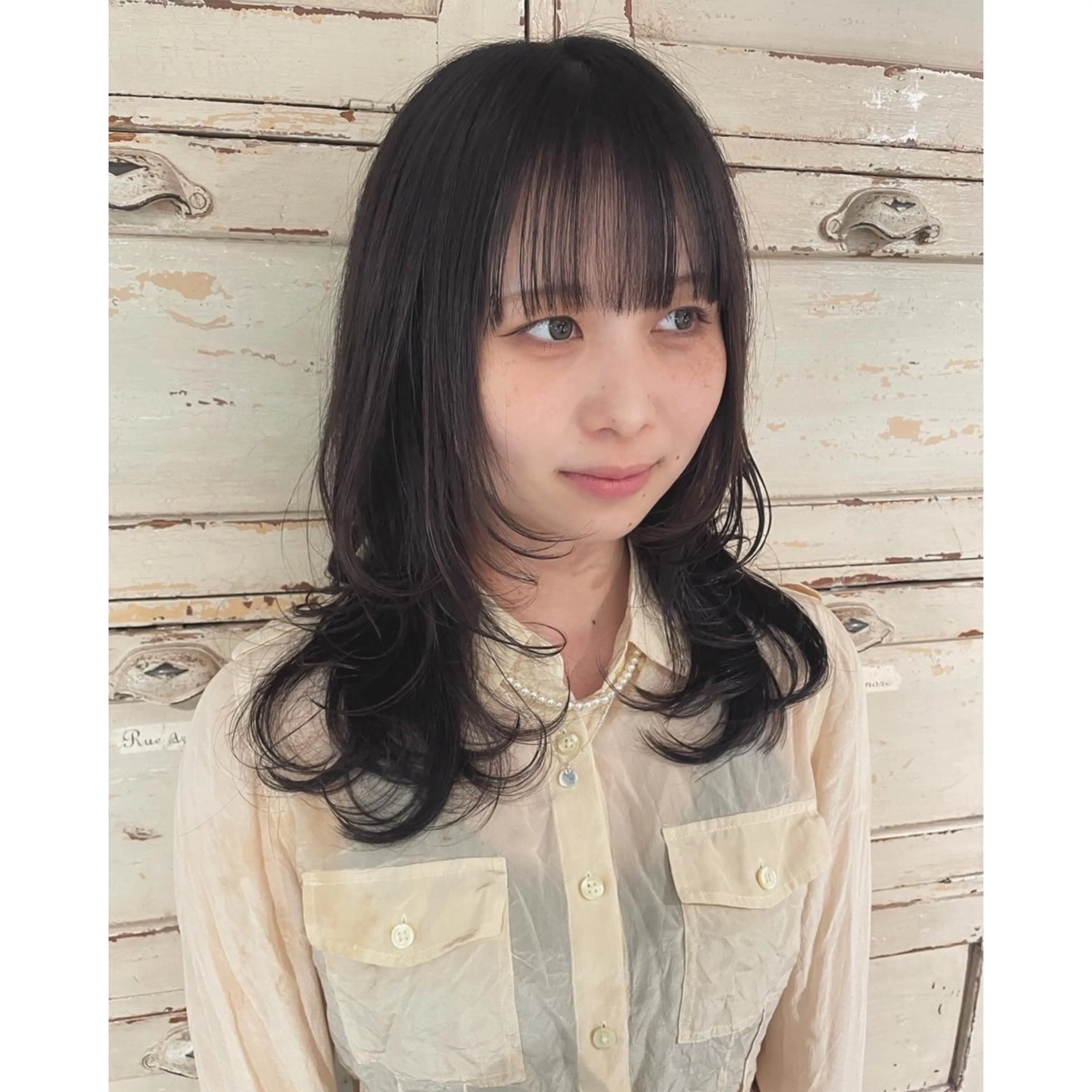 ミディアム カット RorriM natsuのヘアスタイル