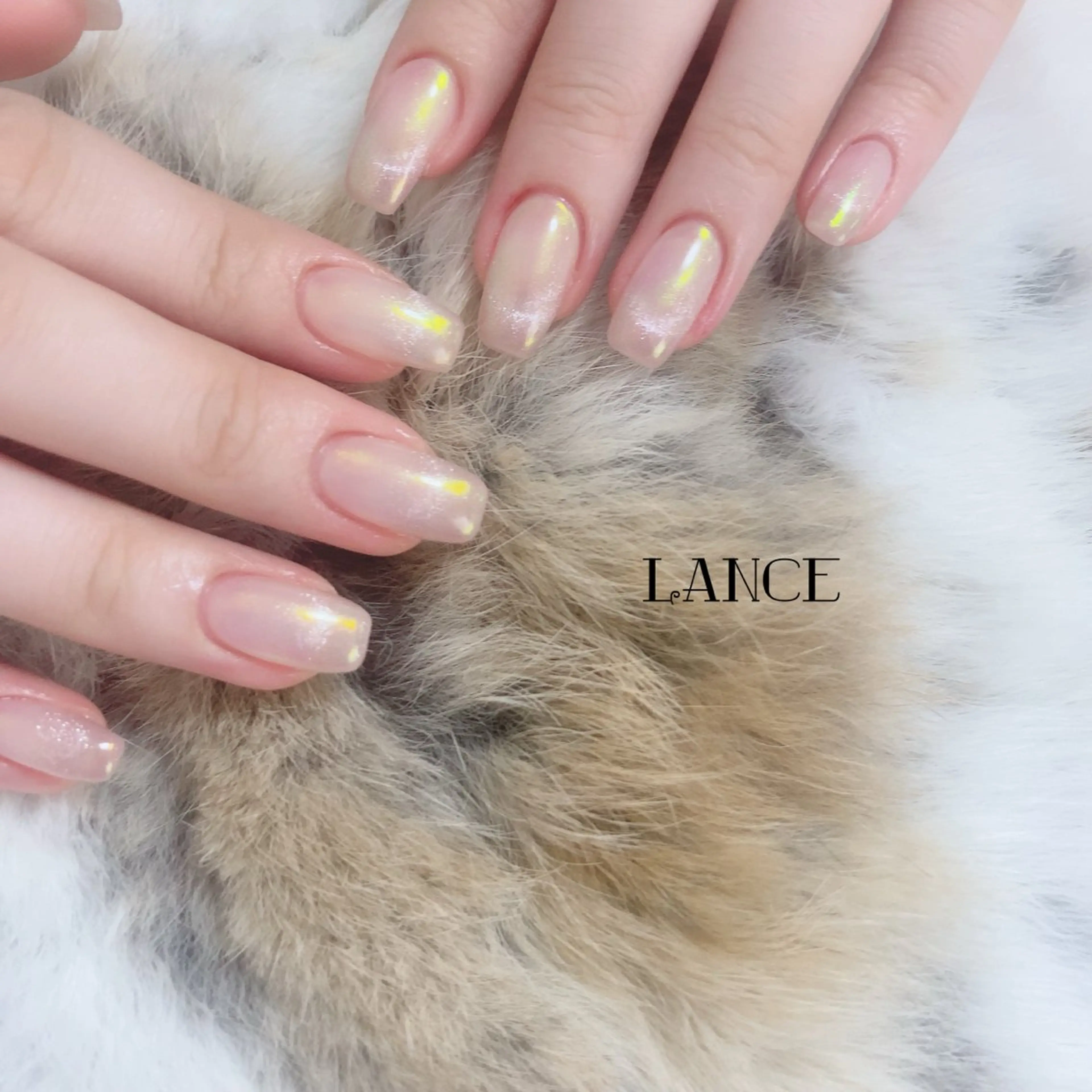 ネイル オーロラネイル フットネイル フレンチネイル グラデーション キラキラネイル ハンドネイル Lance nailのネイルデザイン