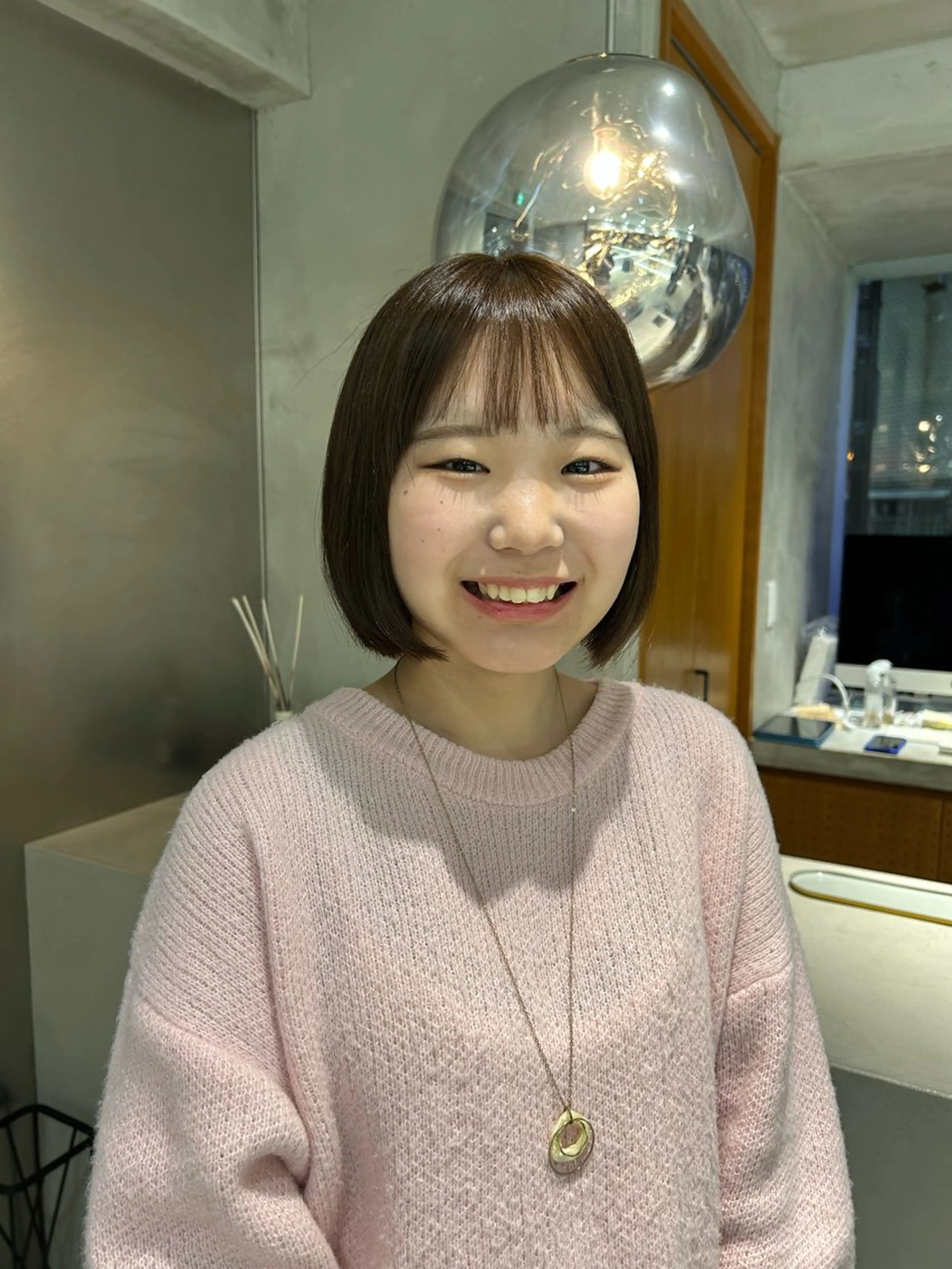 ショート 縮毛矯正 馬場 菜乃夏のヘアスタイル