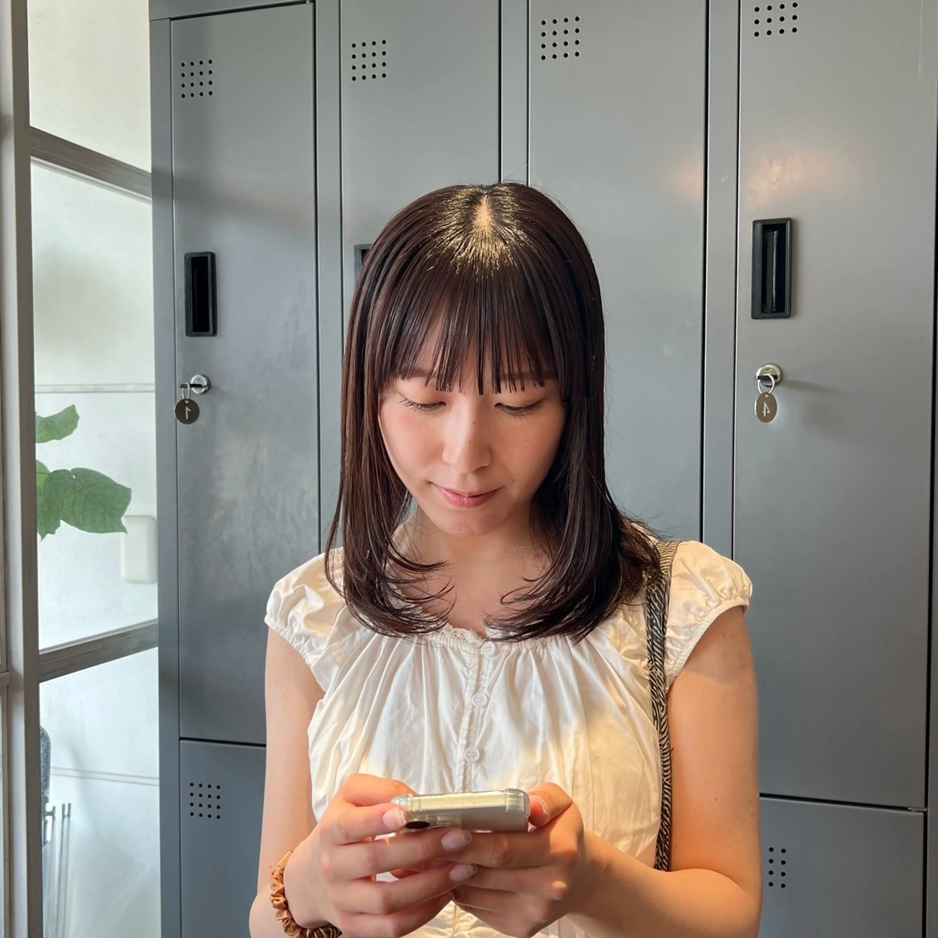 ミディアム カラー カット ヘアカラー ワタナベ モカ🦢ダブルカラーのヘアスタイル