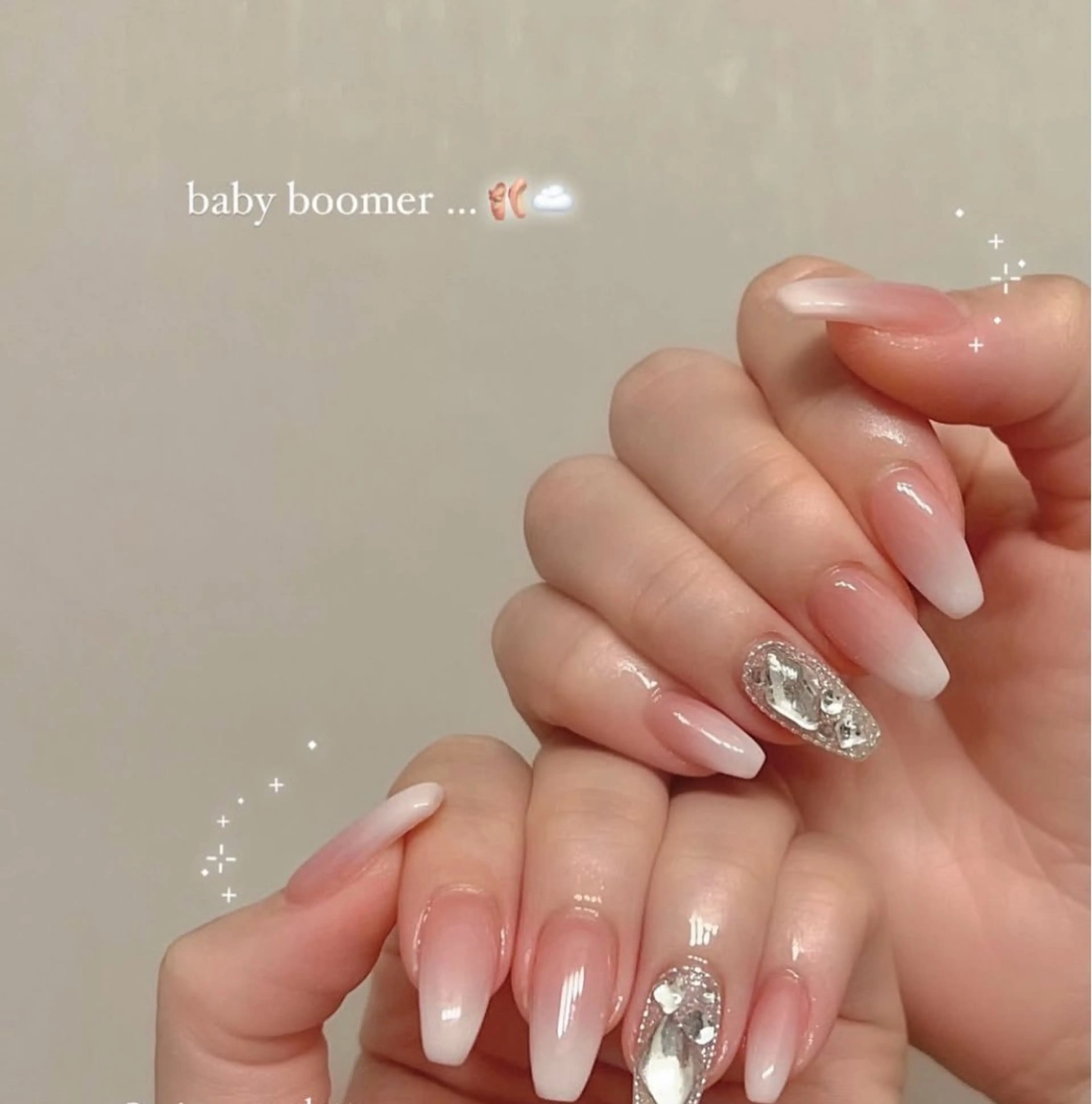 ネイル 持ち込み シンプルネイル ハンドネイル JISOO ANA.CHUOのネイルデザイン