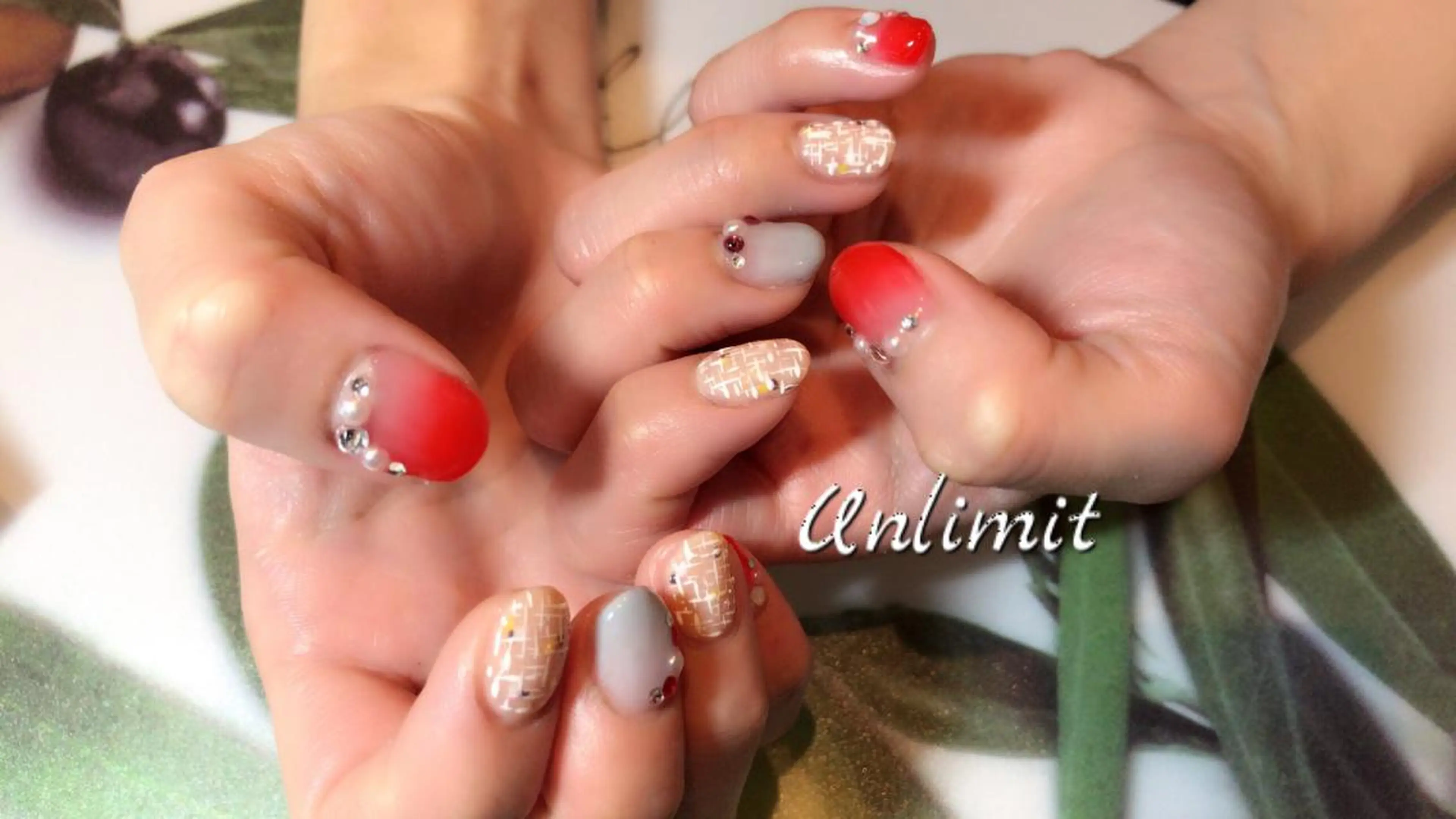 ネイル ハンドネイル フットネイル ネイルサロンUnlimit【アンリミット】所属・Unlimit アンリミットのネイルデザイン