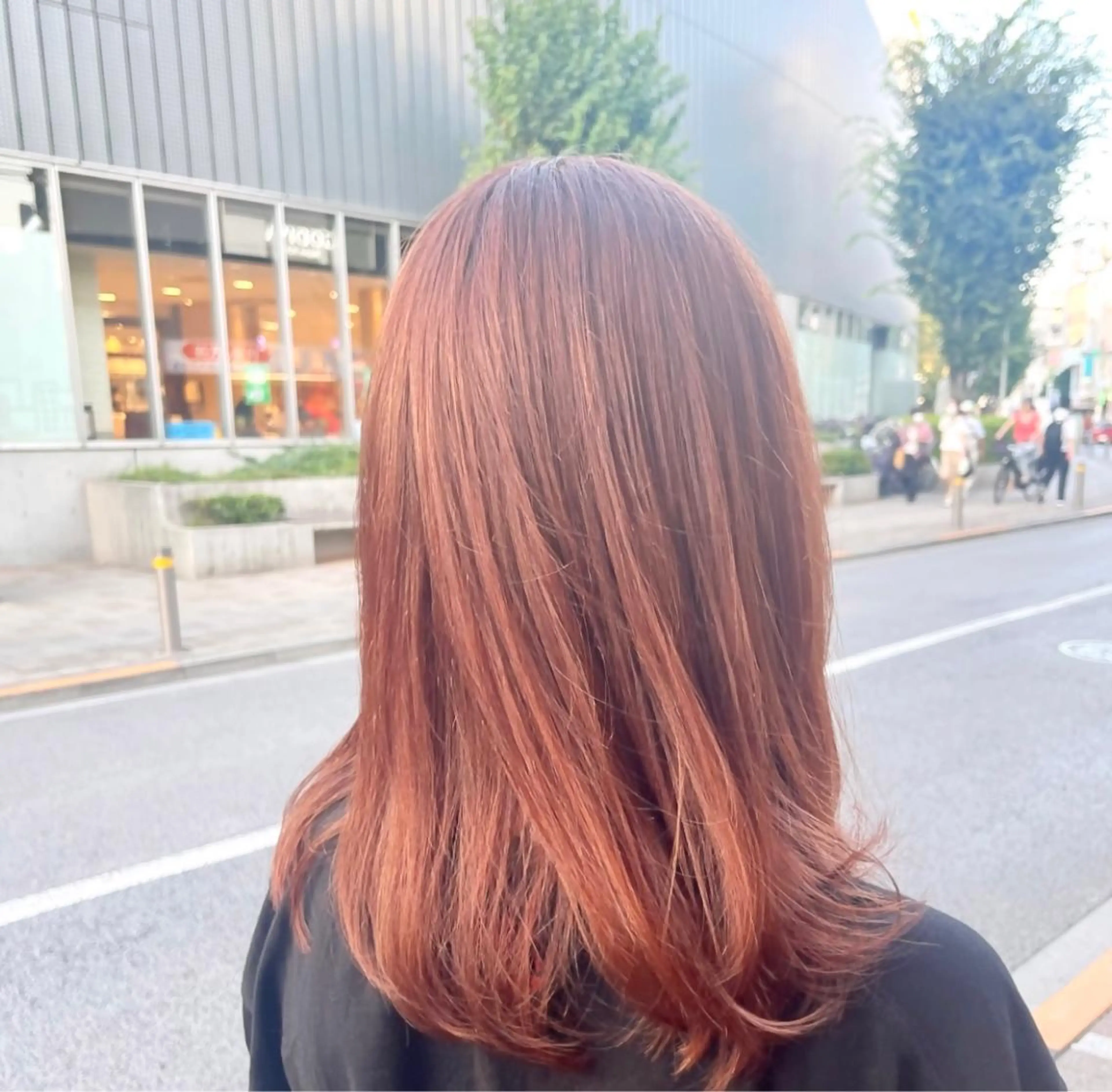 ミディアム ユイナ 🕊NaVI ベージュ/透明感のヘアスタイル