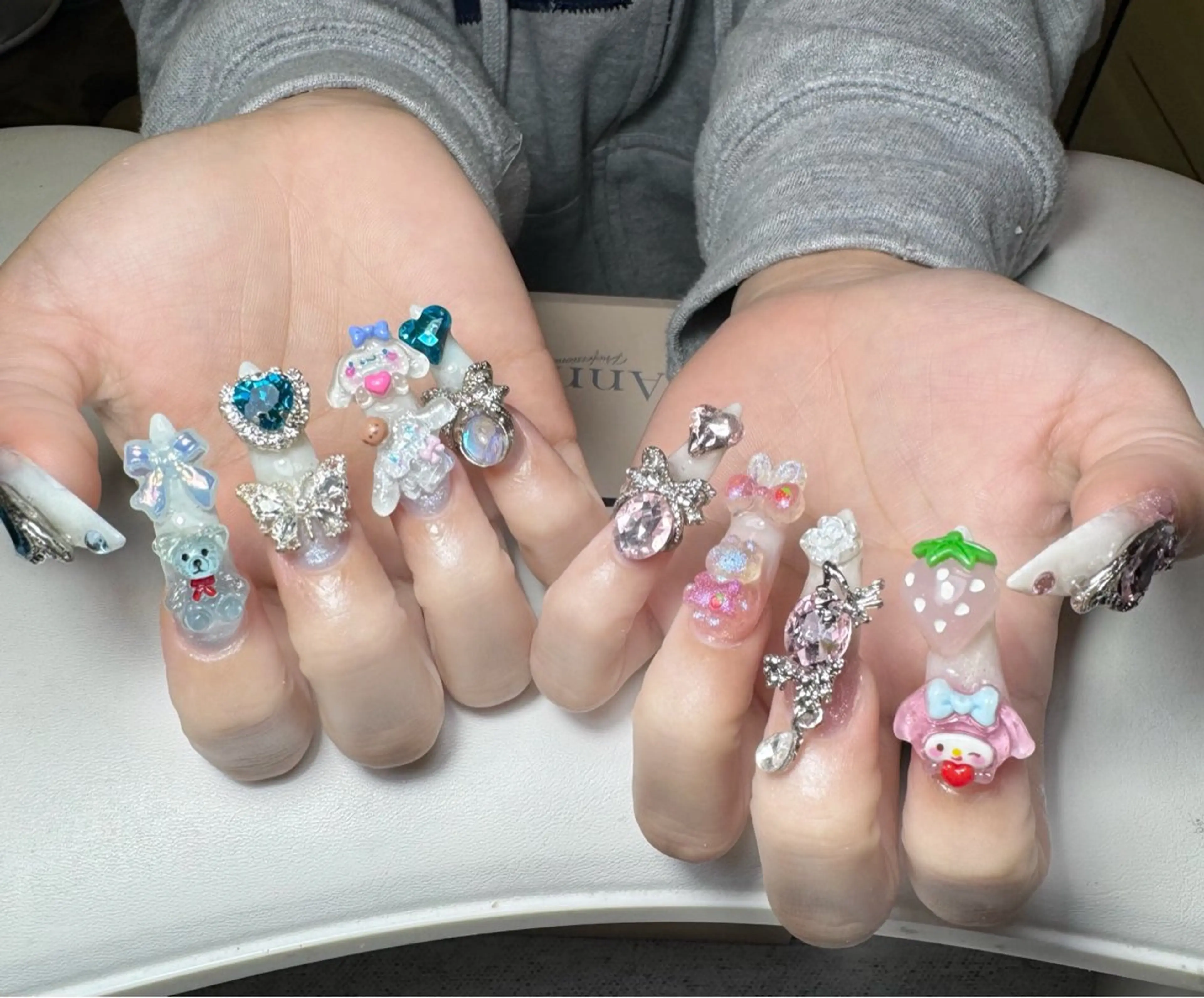 ネイル ain nailのネイルデザイン