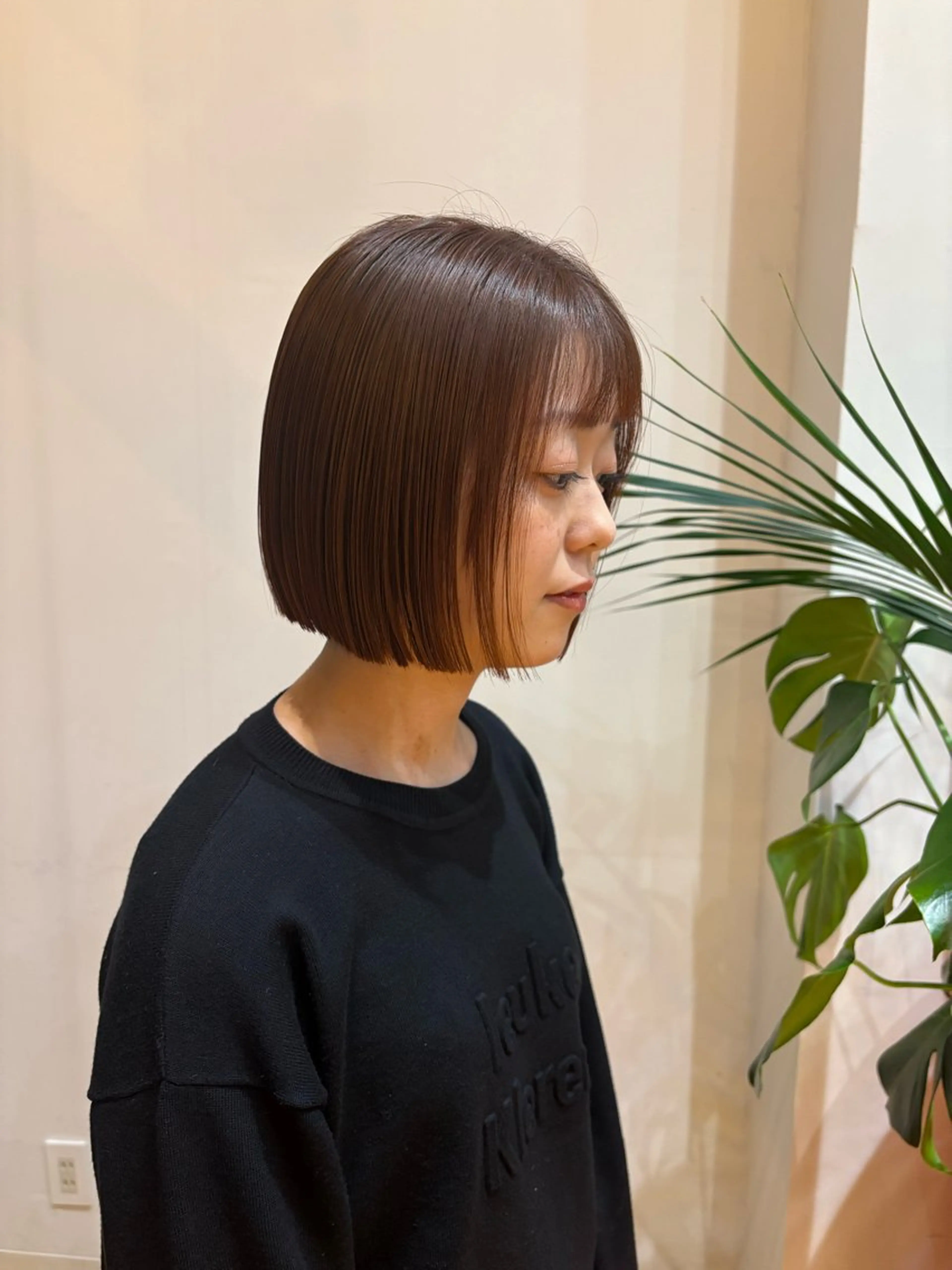 ショート カラー ブラウンカラー オレンジ オレンジブラウン ボブ カット ヘアカラー トリートメント THEDOTS所属・淀 小南津のヘアスタイル