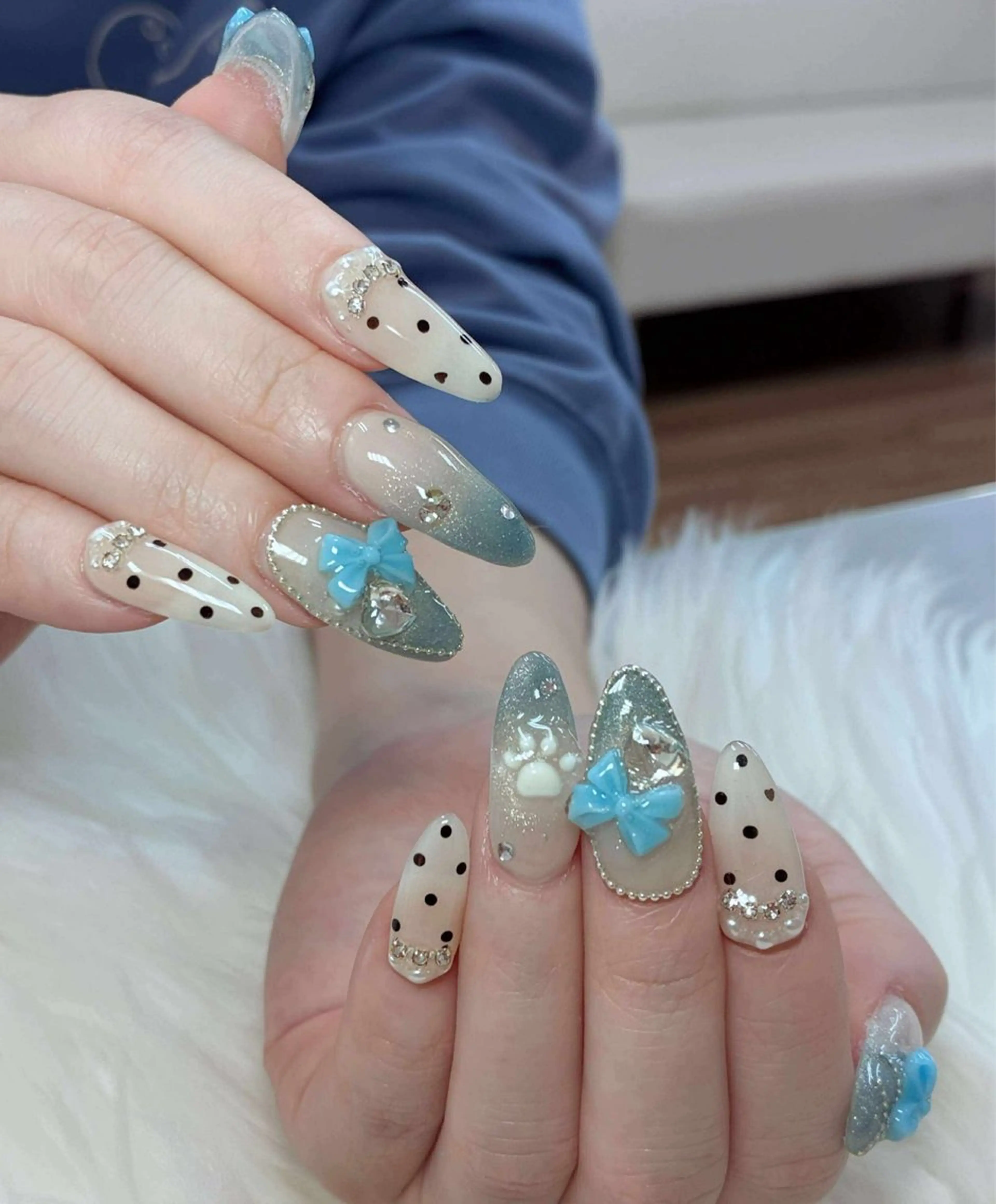 ネイル フレンチネイル グラデーション 韓国ネイル マグネットネイル ニュアンスネイル ハンドネイル Squeen Nailのネイルデザイン