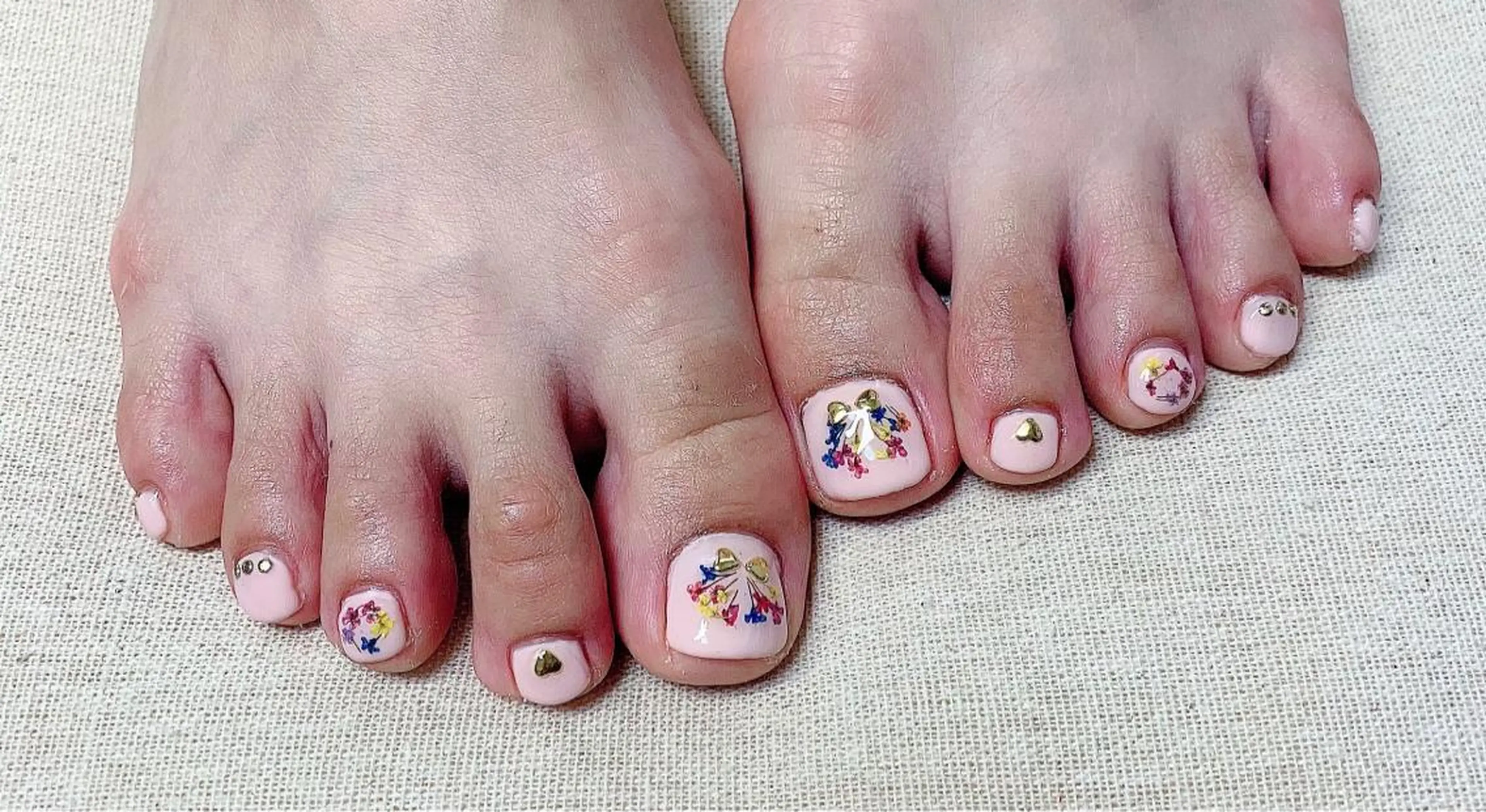 ネイル M.N_ nailのネイルデザイン