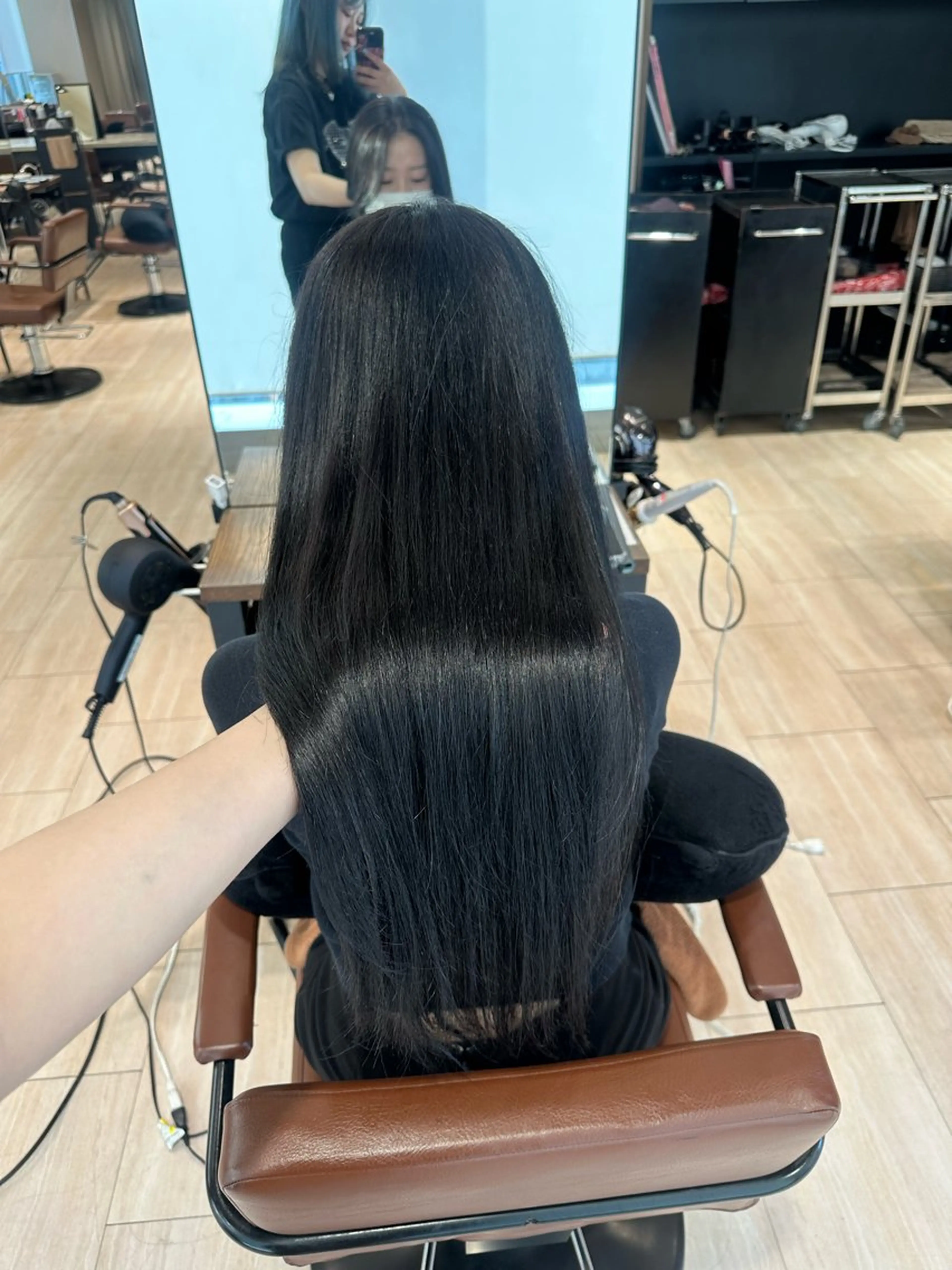 ロング カラー 黒髪 ブルーカラー ブルーブラック 透明感カラー 🩶 maria🩶のヘアスタイル