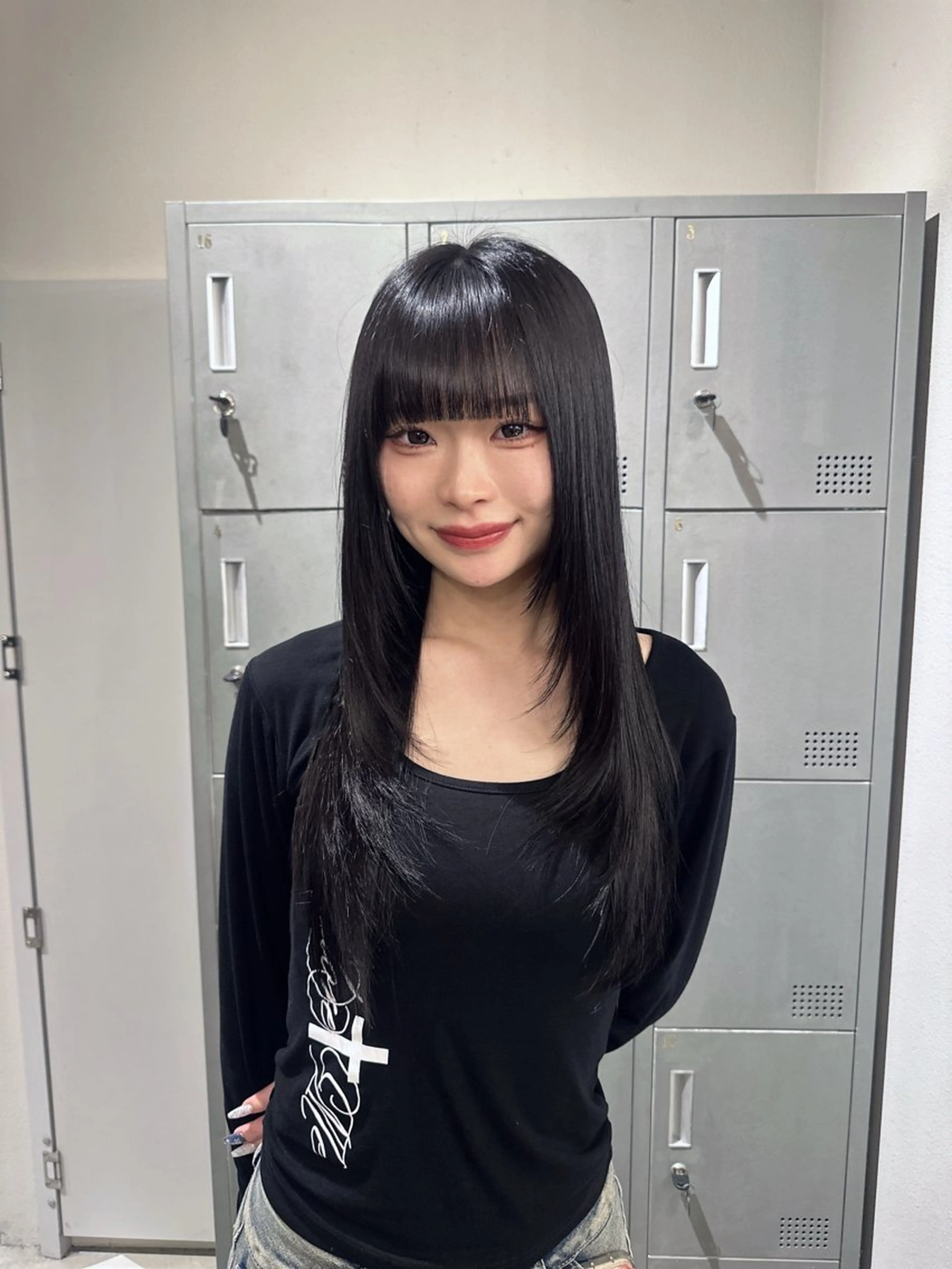 ロング 透け感オリーブ/レイ ヤーカット/KaHoのヘアスタイル