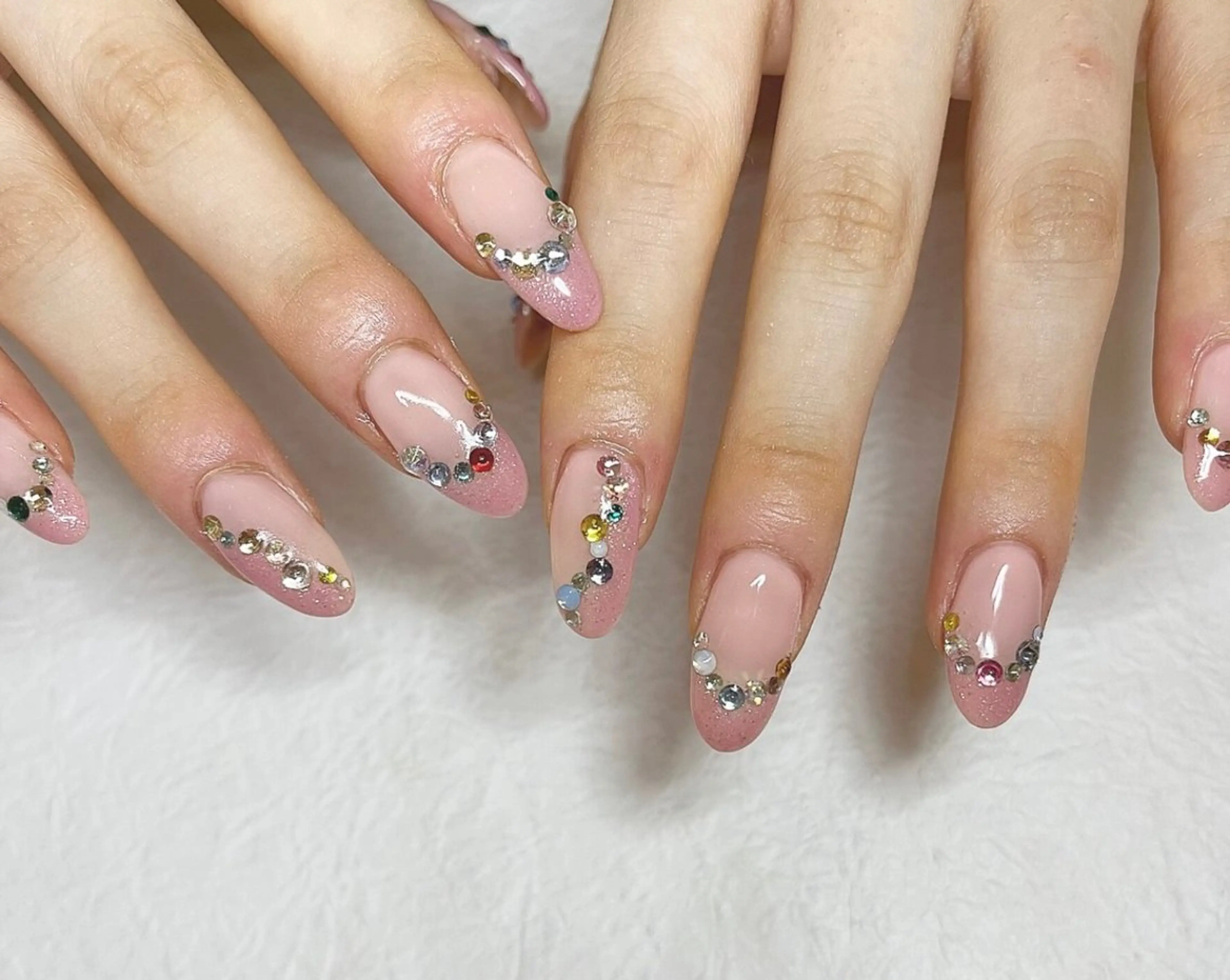 ネイル フレンチネイル ピンク ストーンネイル ネイルサロン　Pito所属・ネイルサロン Pitoのネイルデザイン