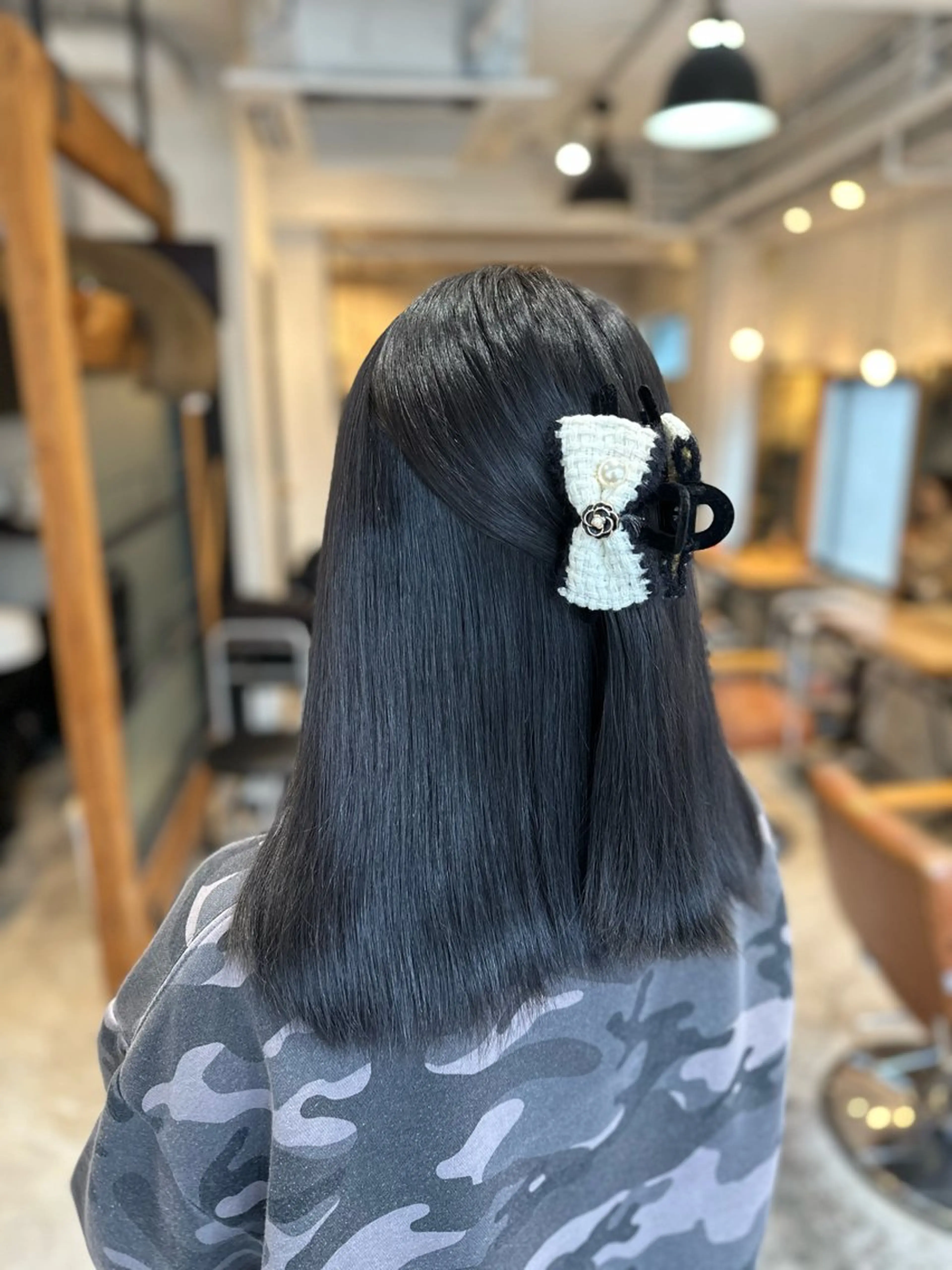 ミディアム カット ヘアカラー トリートメント PARIS hair salon所属・秋葉原　柏木絢汰 ✨当日予約okのヘアスタイル