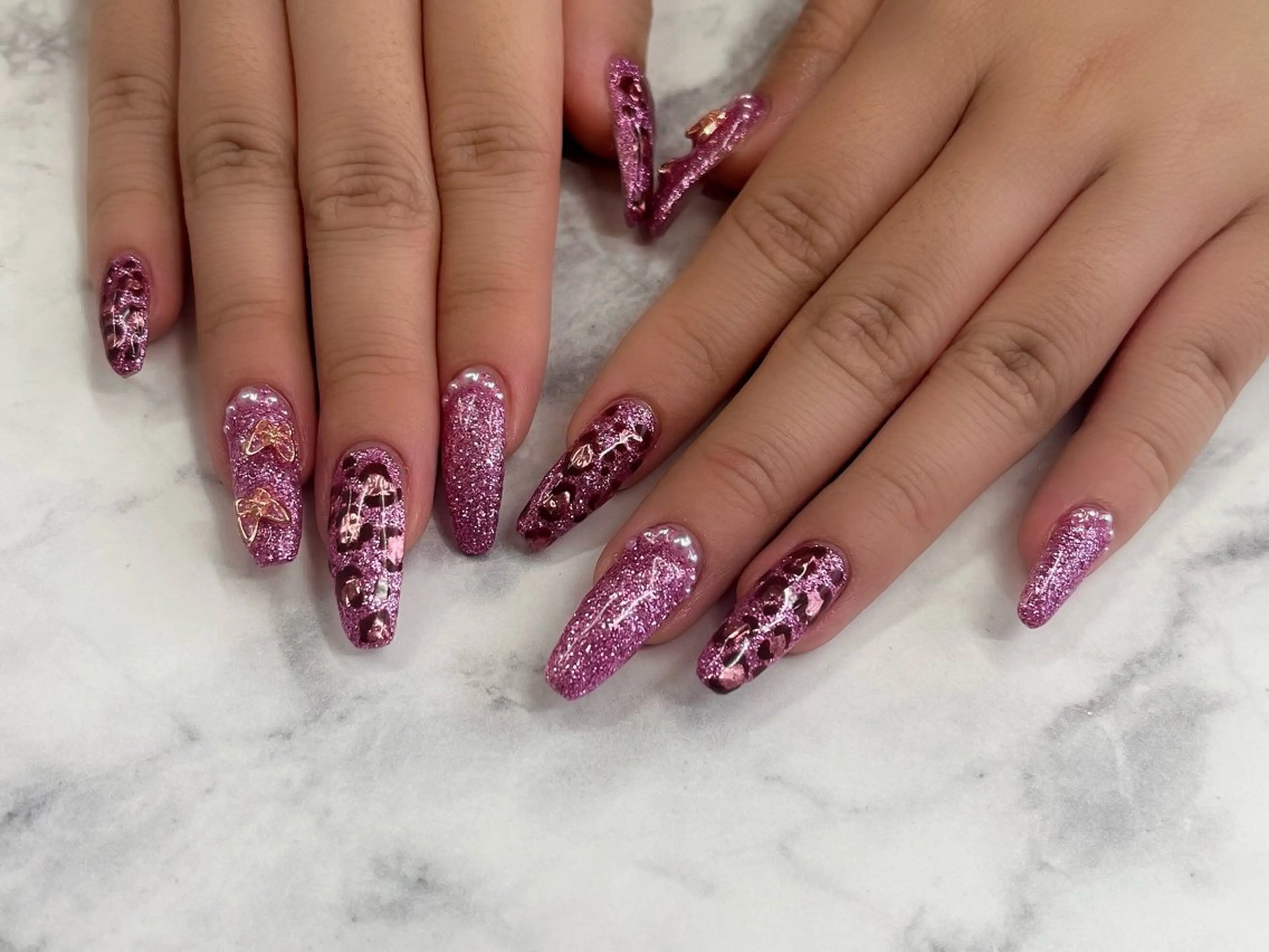 ネイル ハンドネイル ハンドケア Regene ARAKIのネイルデザイン