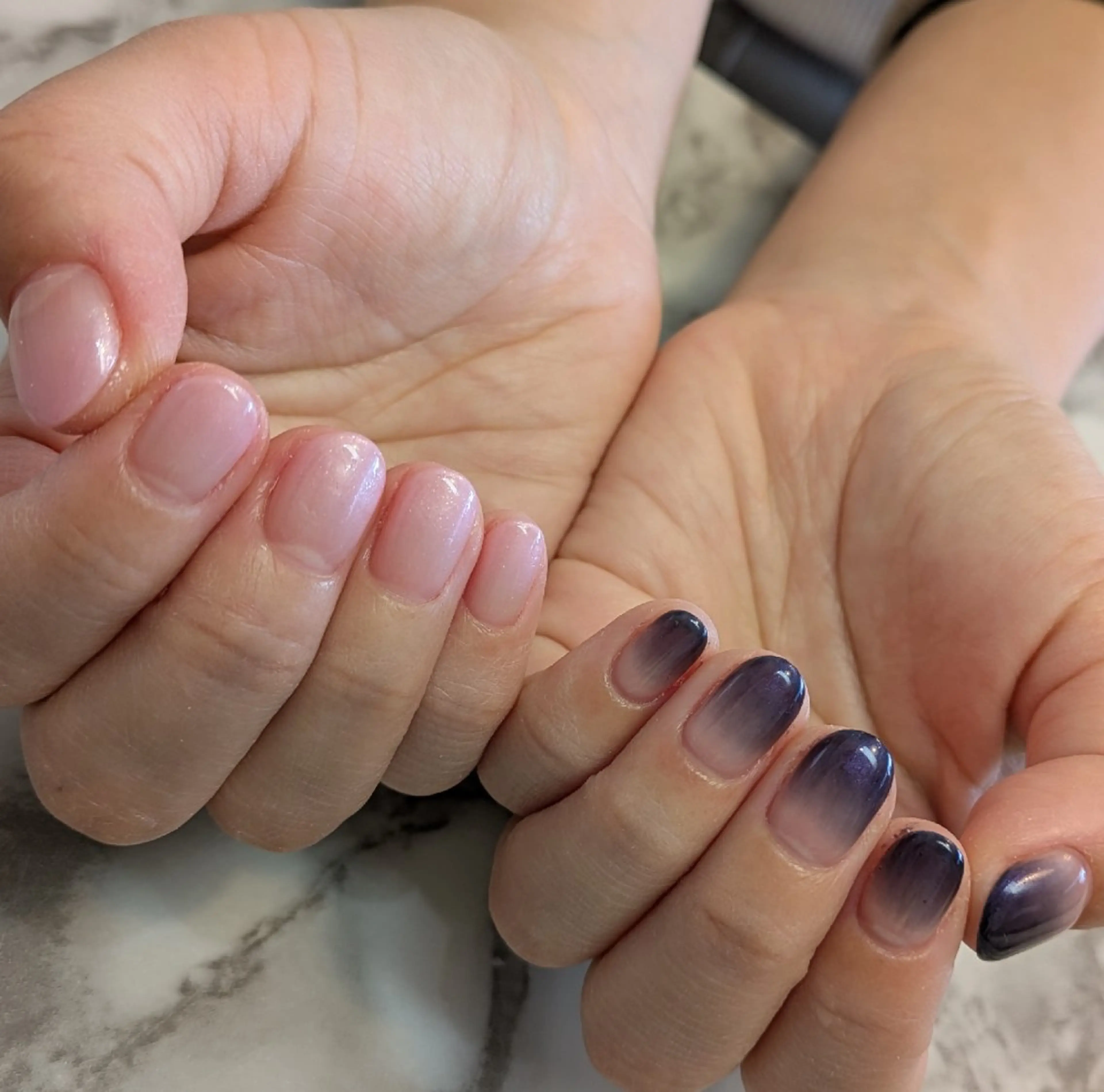 ネイル グラデーション ジェヌインネイル 河内のネイルデザイン