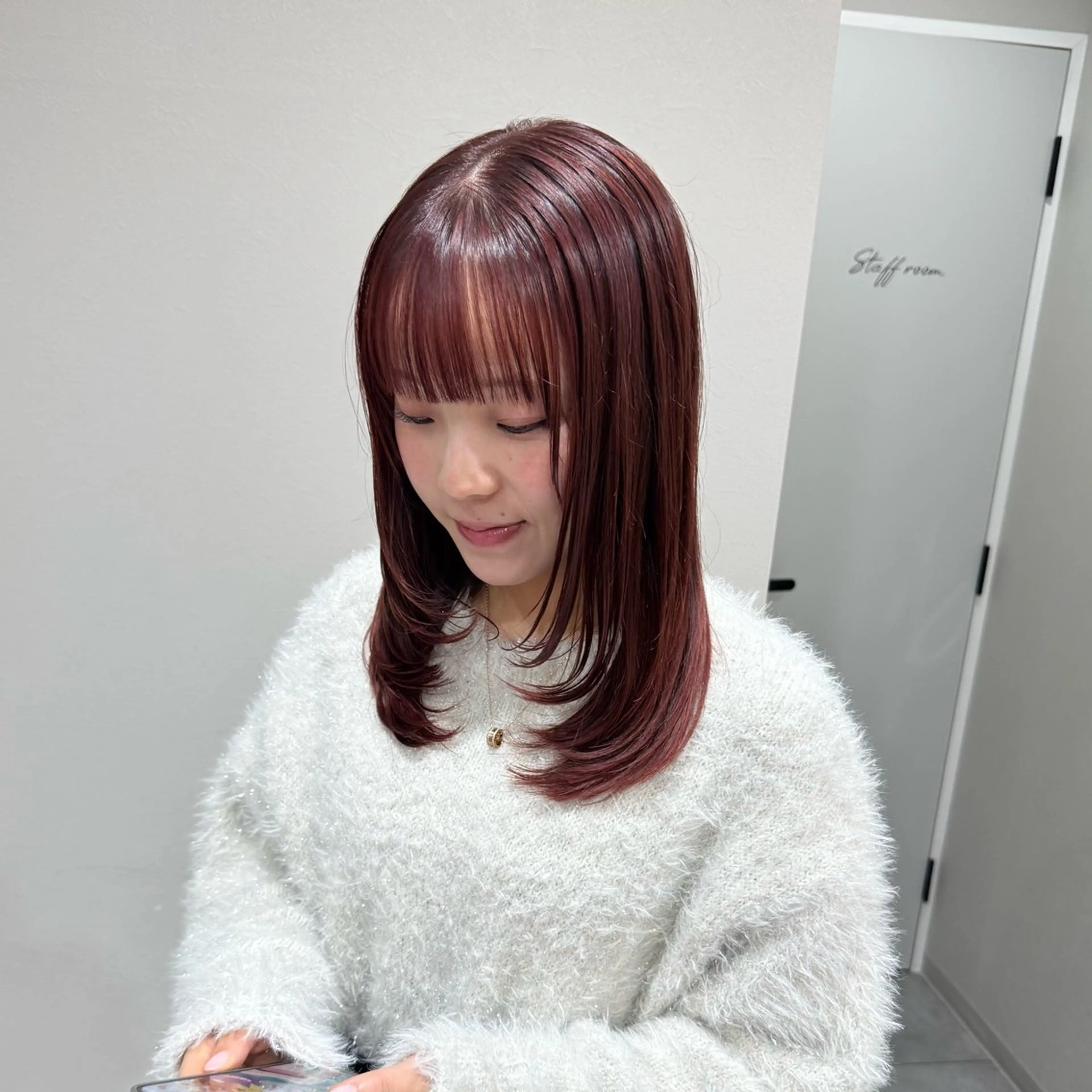 成人式前にもおすすめ✨【カット不要な方🎨】カラー(シャンプーブロー込み)の写真