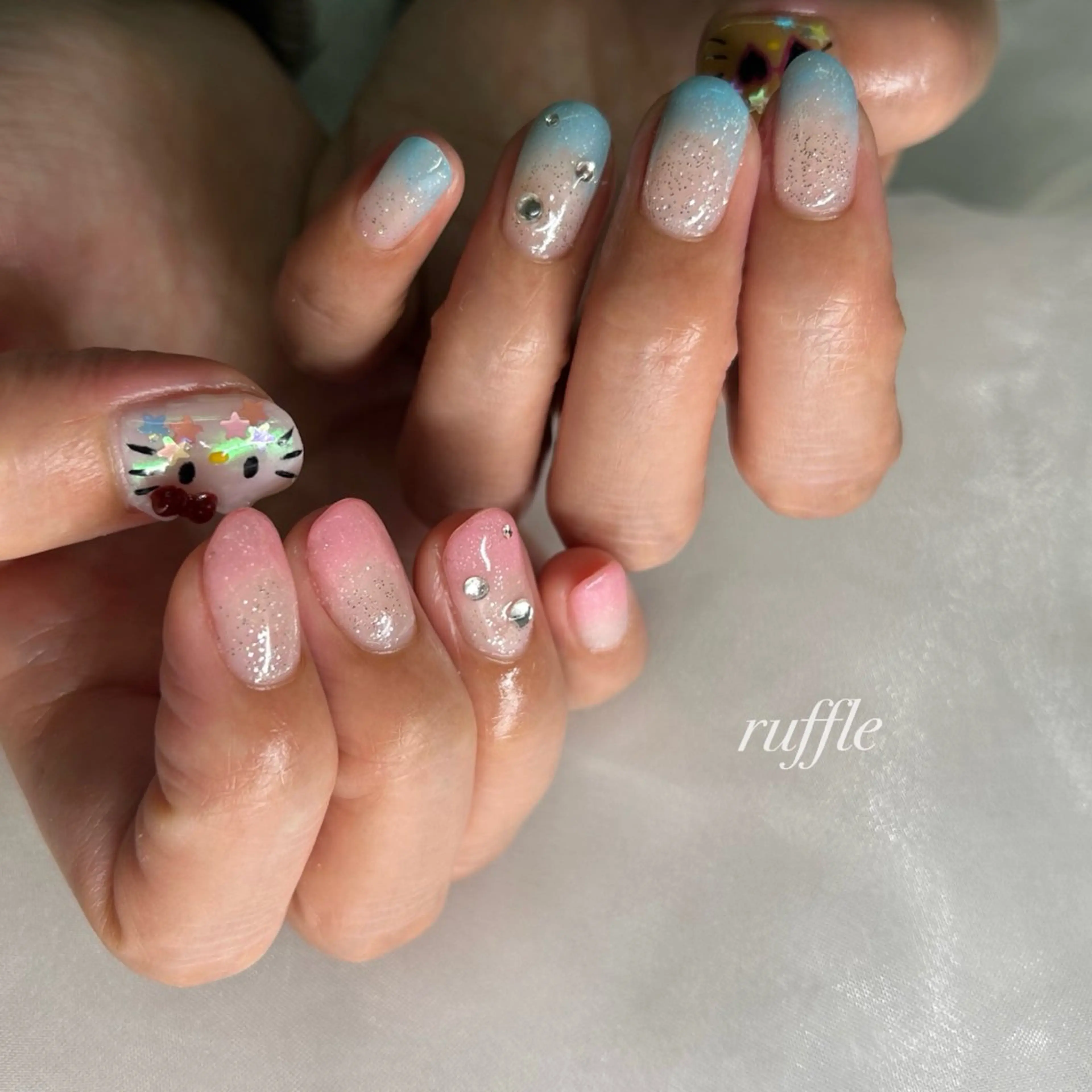 ネイル ブルー ラメ(グリッター) ピンク リボン ruffle Asukaのネイルデザイン