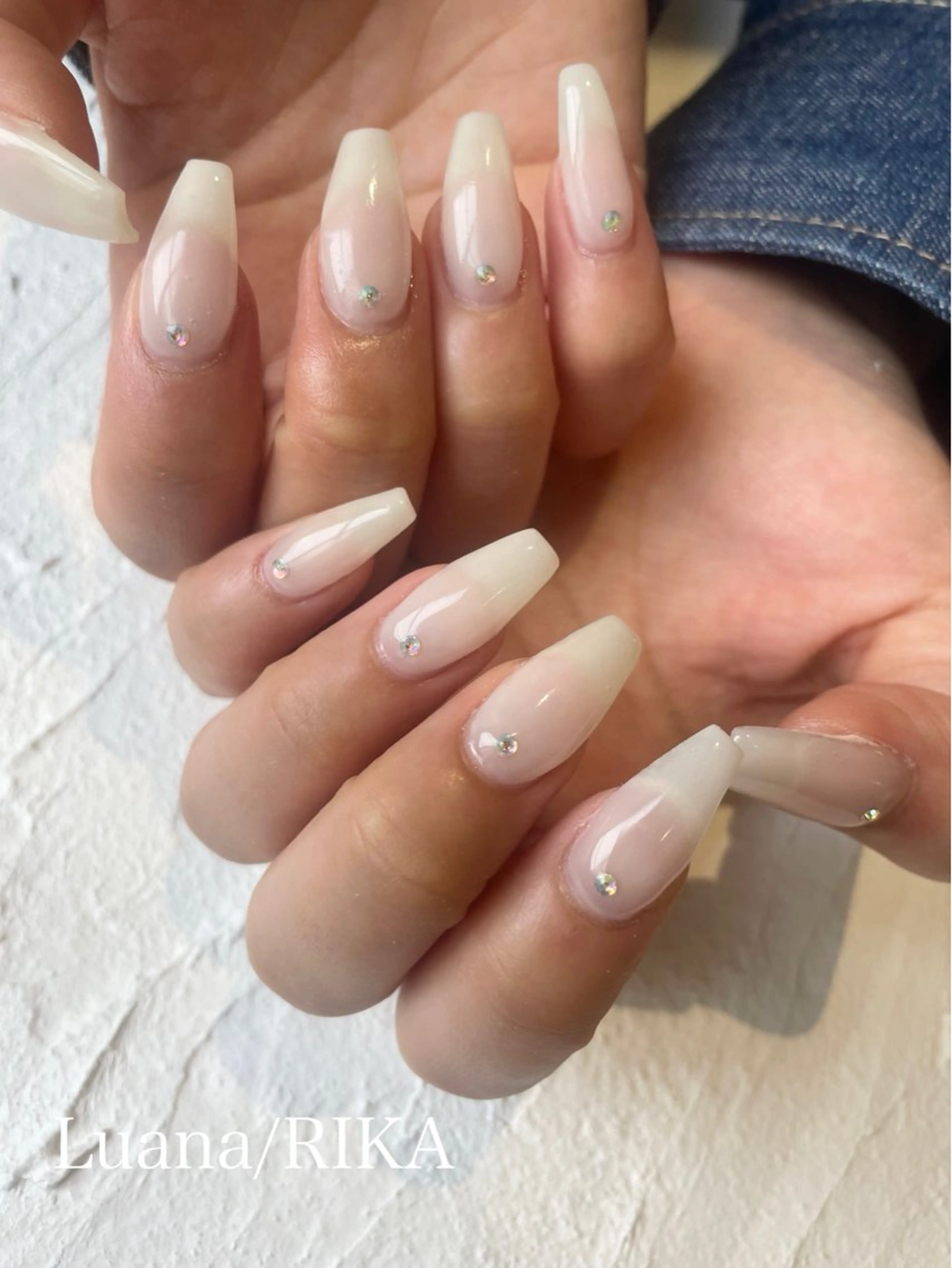 ネイル ストーンネイル Nail Salon Luana Rikaのネイルデザイン