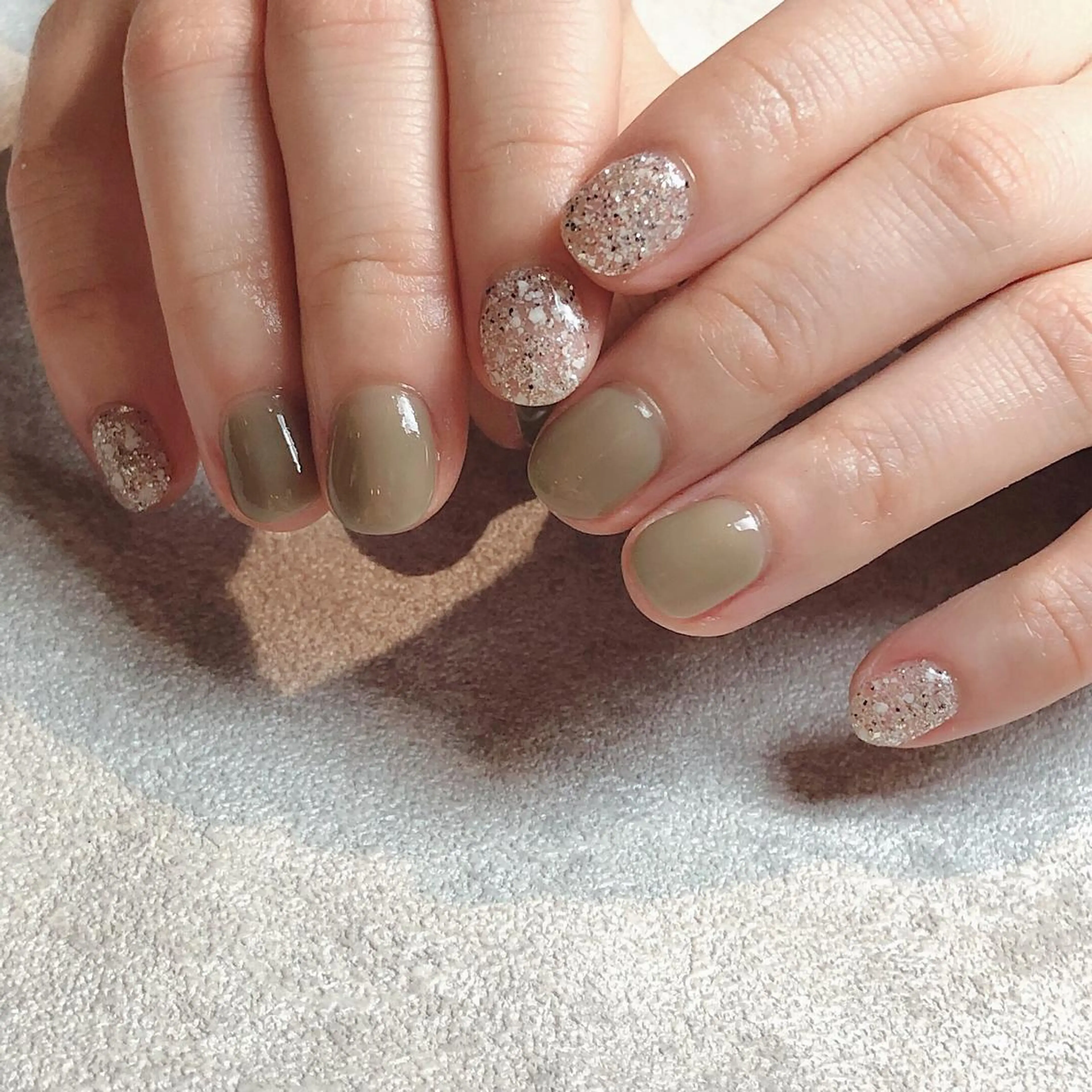 ネイル MAXKELLY 恵比寿所属・maxkelly 恵比寿　オカモトのネイルデザイン